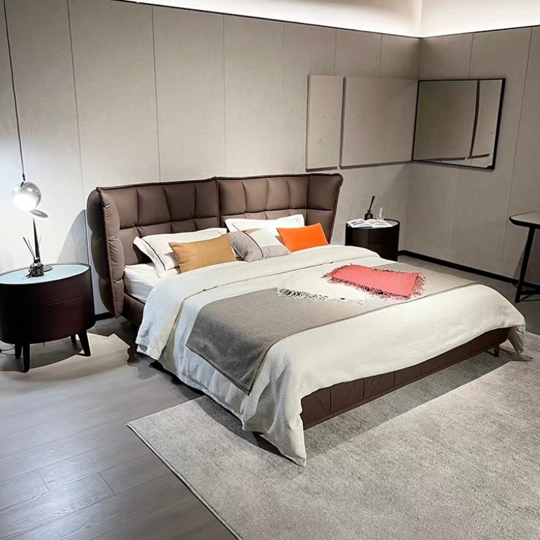 High Quality Modern Leather Wooden Furniture Luxurious Bed King Size Double Up-holstered Beds