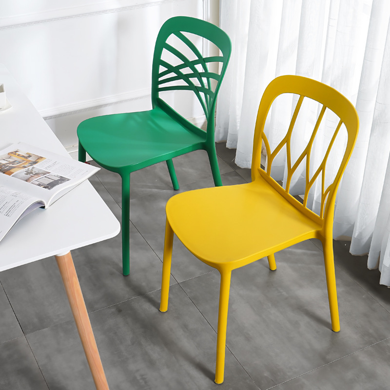 Nordic Cafe Chair Modern Plastic Chair High Quality Plastic Stackable PP Plastic Restaurant Chairs