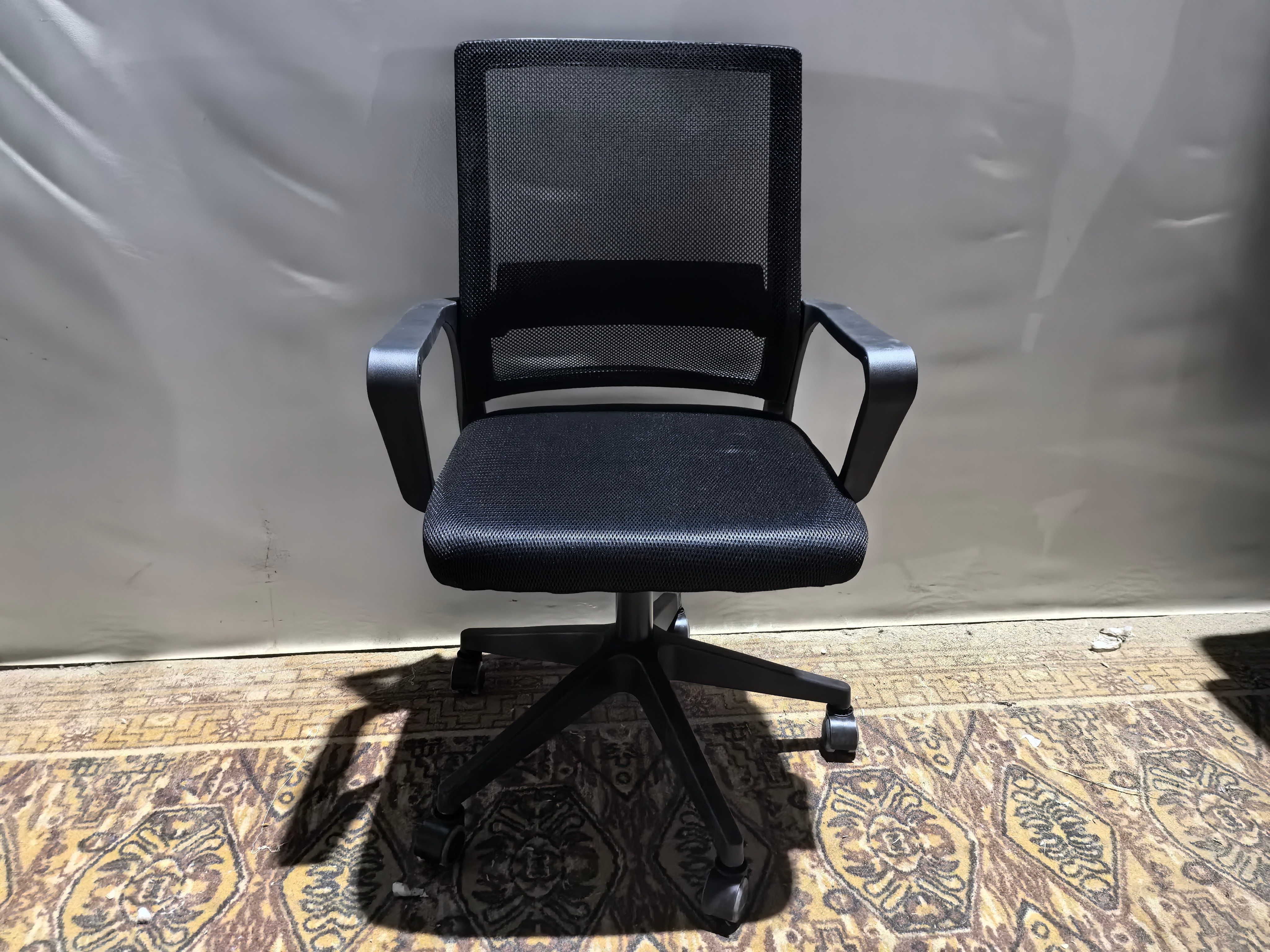 High Quality Wholesale Indoor Modern Mesh Back Chair Comfortable Luxury Mesh Office Chair for Office Family Chair