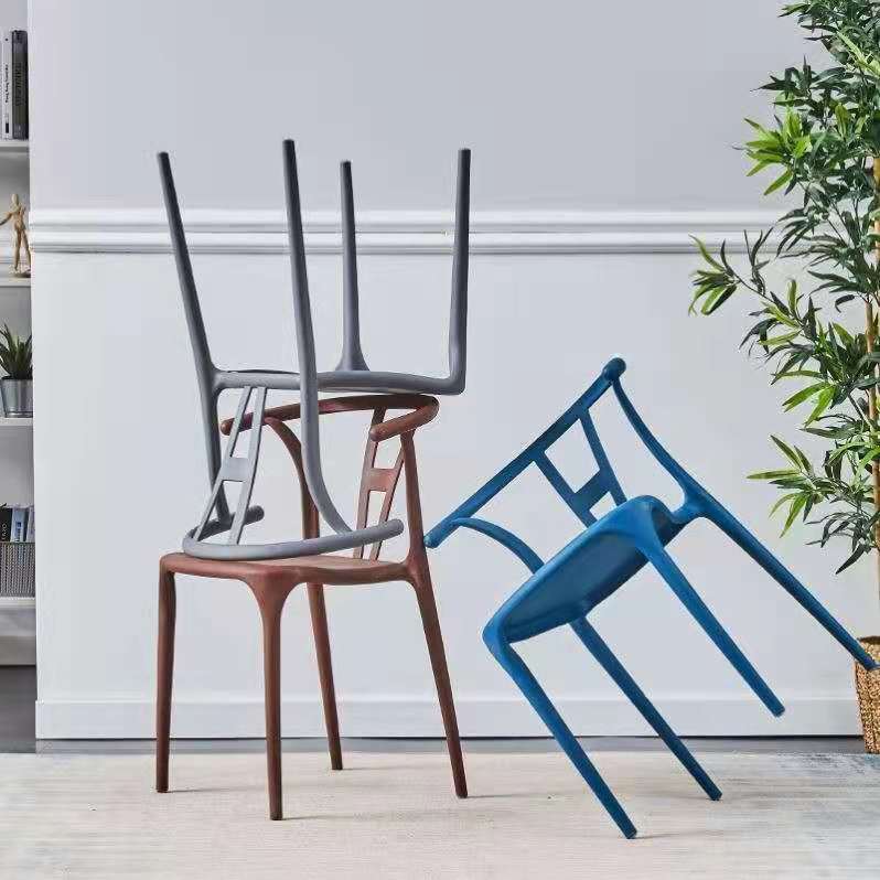 Modern Minimalist Factory Wholesale Cheap Dining Chair Multi-Color Plastic Dining Chair