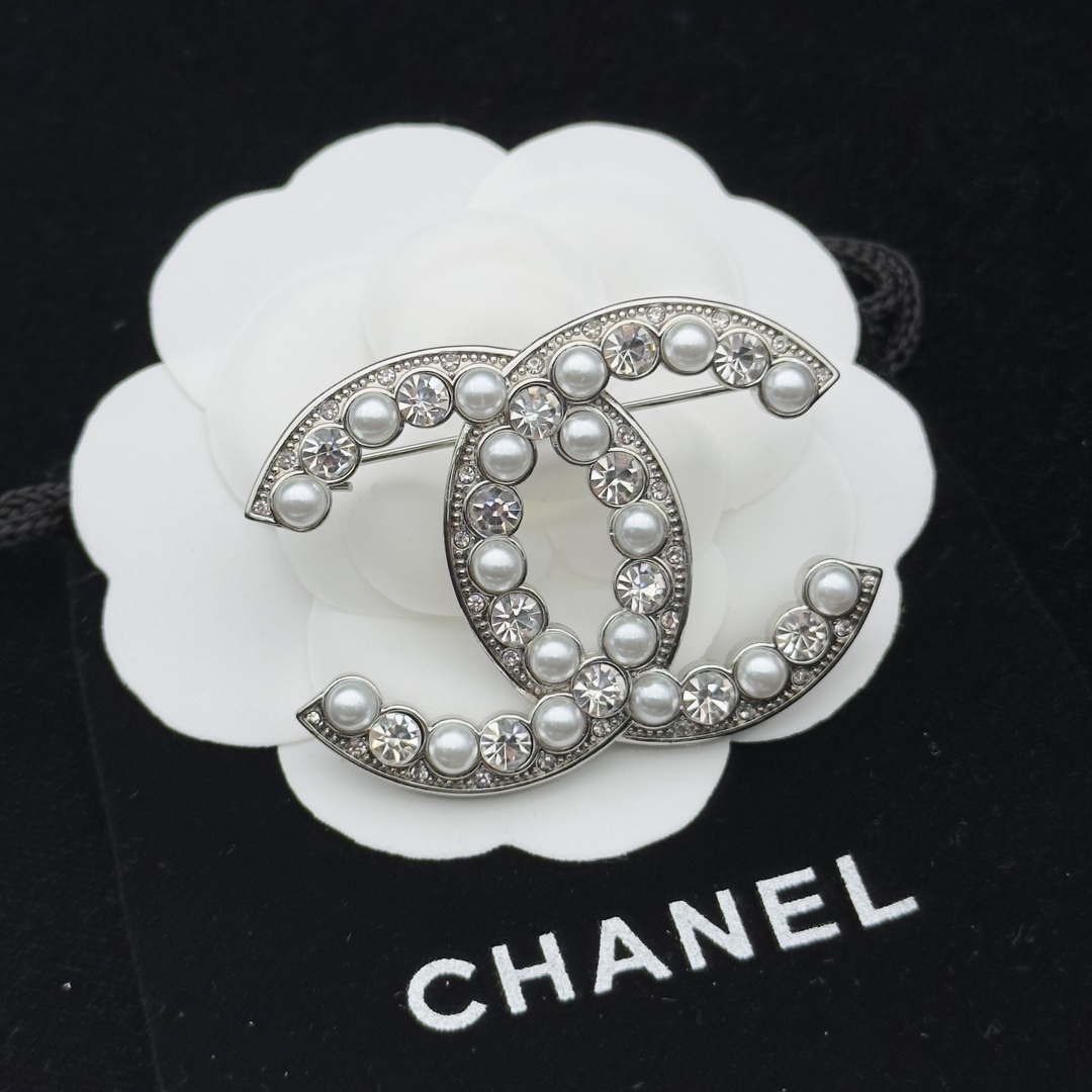 Silver-Tone Double-Loop Brooch with Pearls & Round Crystals