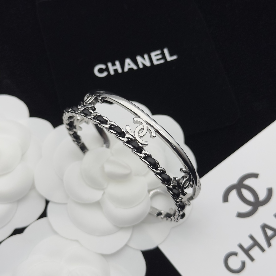 Two-Tone Statement Jewelry Set: Open Ring + Dual-Color Open Cuff Bracelet