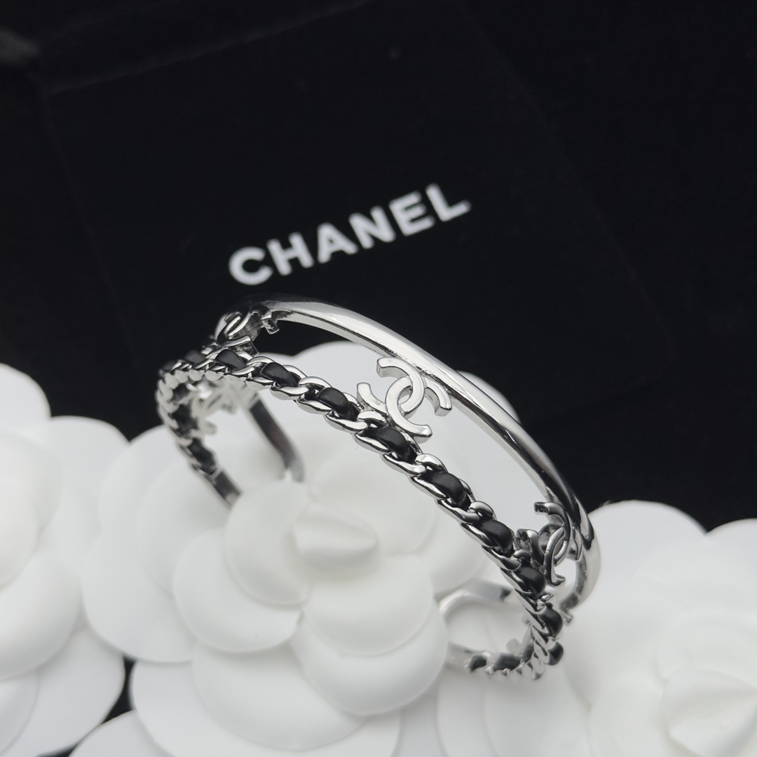 Two-Tone Statement Jewelry Set: Open Ring + Dual-Color Open Cuff Bracelet