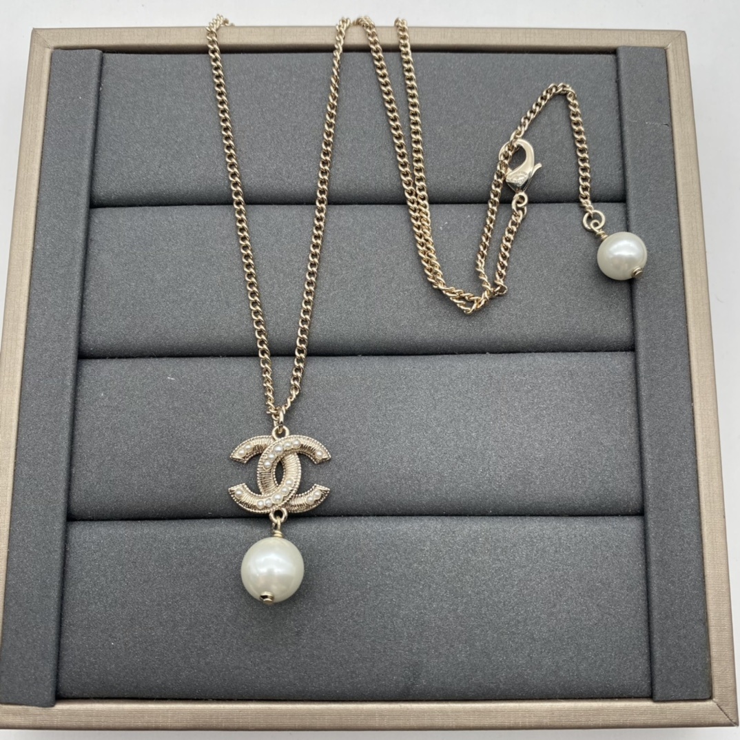 Gold-Toned Pearl & Motif Jewelry Set (2 Necklaces, Earrings)