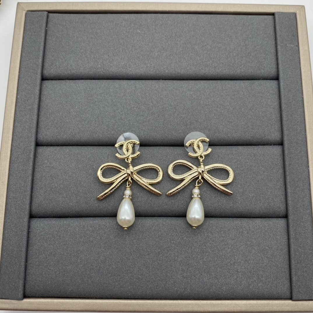 Two-Tone (Gold & Black PU Leather) Double-Layer Necklace & Earring Set