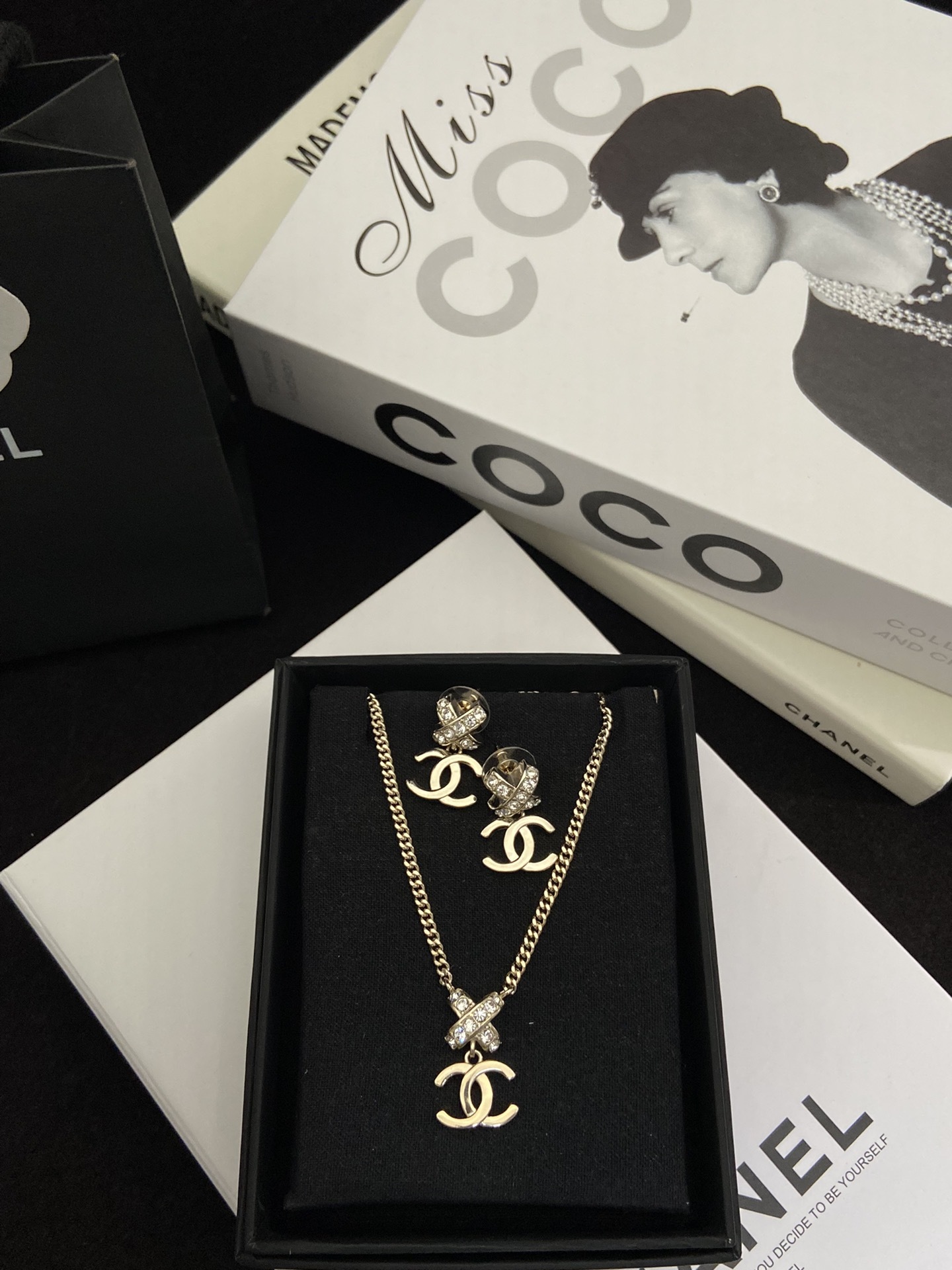 Gold-Toned Pearl & Crystal Motif Jewelry Set (3 Necklaces, Earrings)