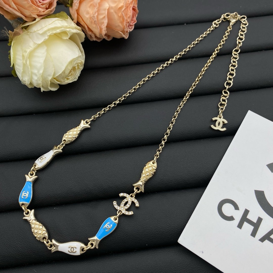 Gold-Toned Jewelry Set with Nautical & Fish Enamel Motifs (2 Necklaces, Bracelet)