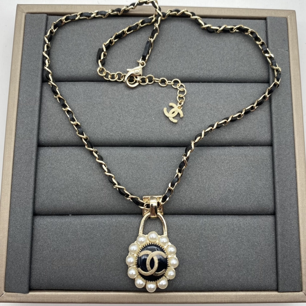 Jewelry Set with Black PU Leather, Pearl, Enamel, and Interlocking Detail Accents in Gold Tones