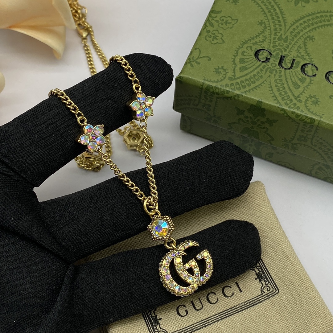 Gold-Tone Iridescent Crystal Jewelry Set: Necklace, Earrings & Brooch