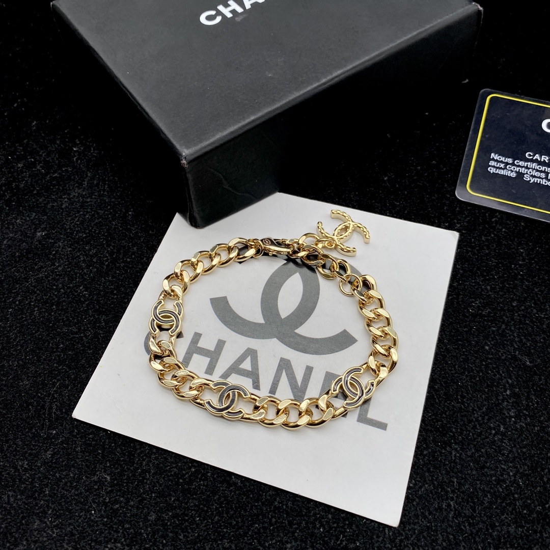 Gold-Toned Chain Jewelry Set with Black Enamel Letter Motifs