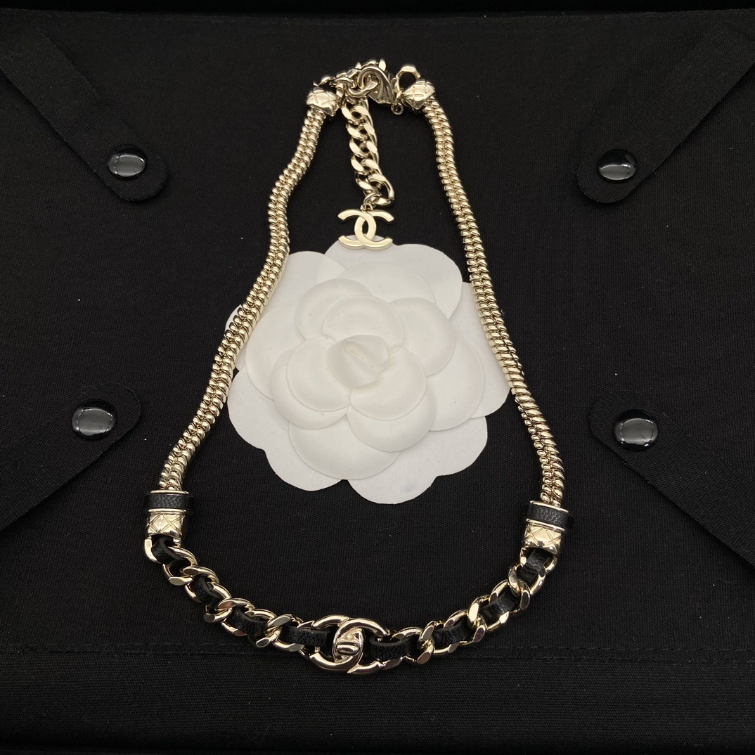  Jewelry Set with Leather and Interlocking Detail Accents in Gold and Black Tones