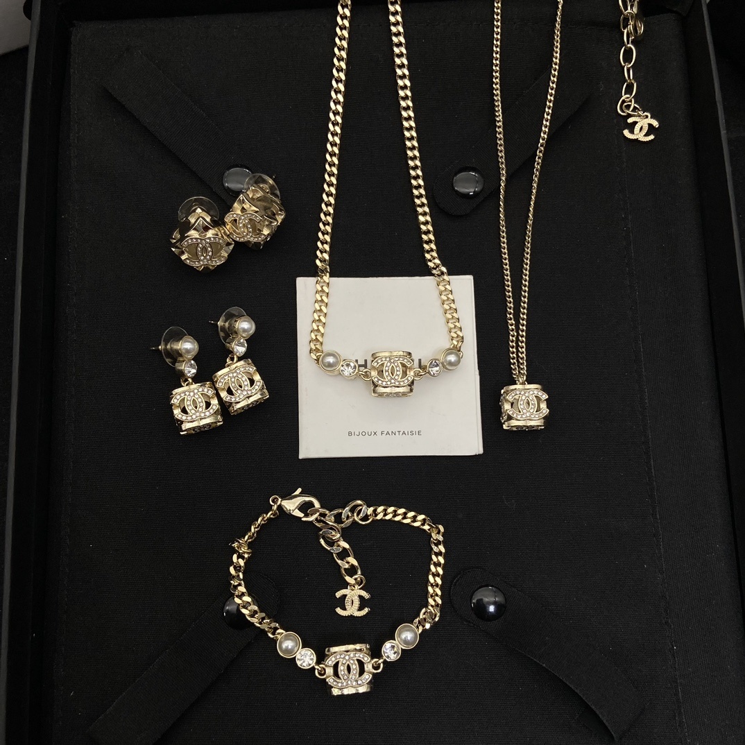 Gold-Toned Jewelry Set with Pearl & Crystal Accents (2 Necklaces, Bracelet, 2 Earring Styles)