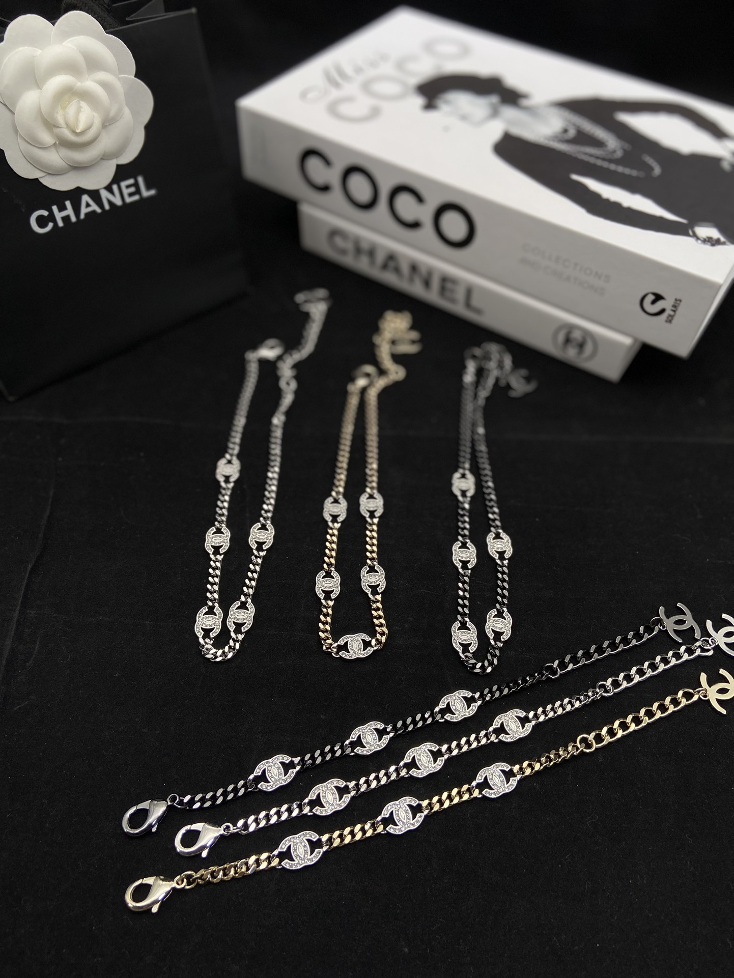 Tri-Tone (Gold, Silver, Black) Chain Jewelry Set with Crystal Interlocking Details