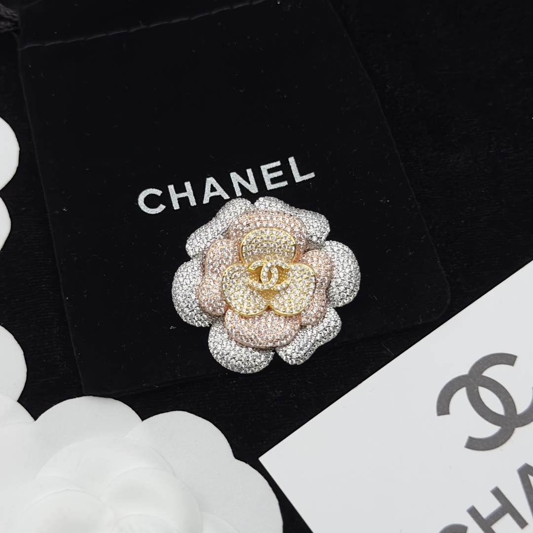  Tri-Tone Crystal Flower Brooch