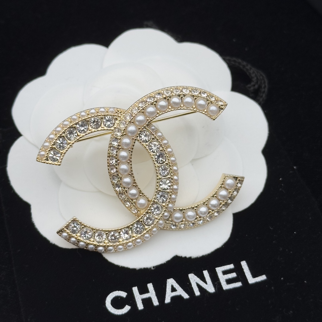 Gold-Tone Double-Loop Brooch with Pearls & Round Crystals