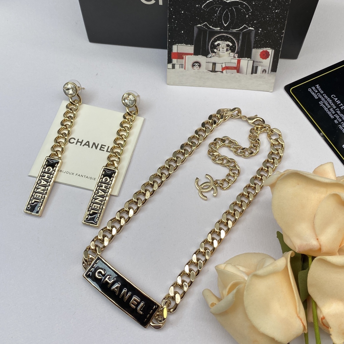 Gold-Toned Jewelry Set with Black Enamel Letter Motifs (Necklace, Earrings)