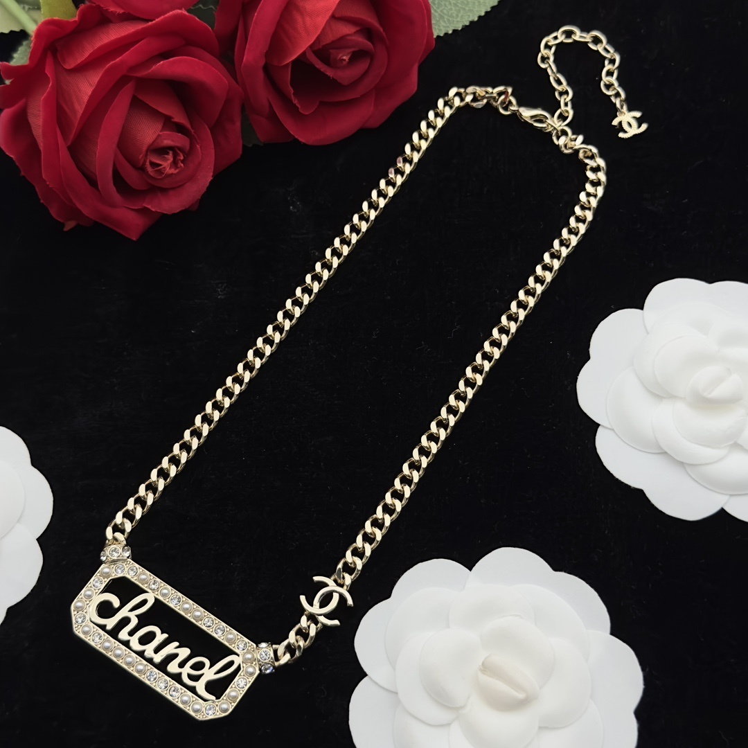 Gold-Toned Jewelry Set with Crystal-Encrusted Letter Motifs (Necklace, Earrings)