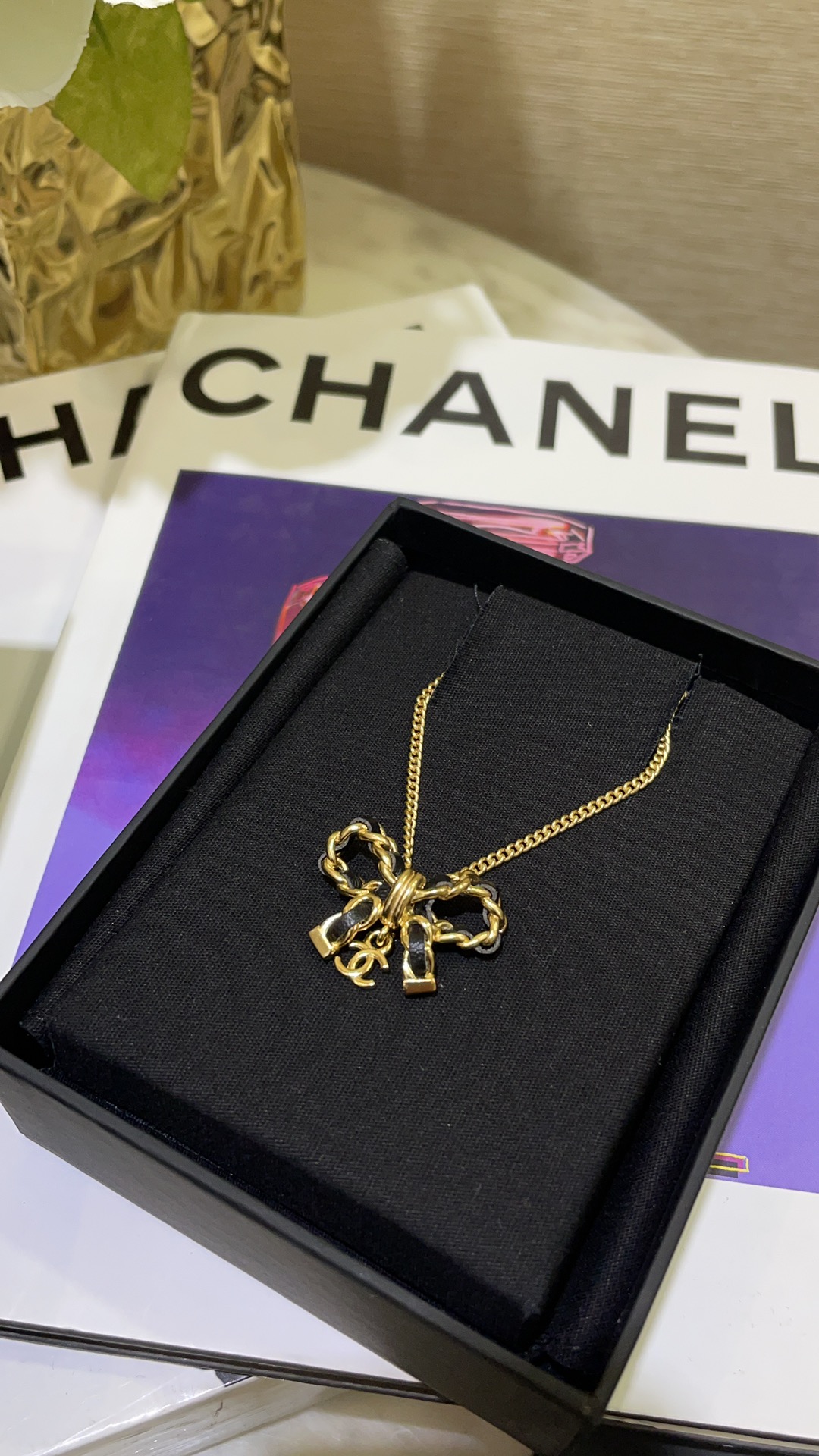 Two-Tone (Gold & Black PU Leather) Jewelry Set with Bow Motifs (Necklace, 2 Earring Styles, Open Ring)