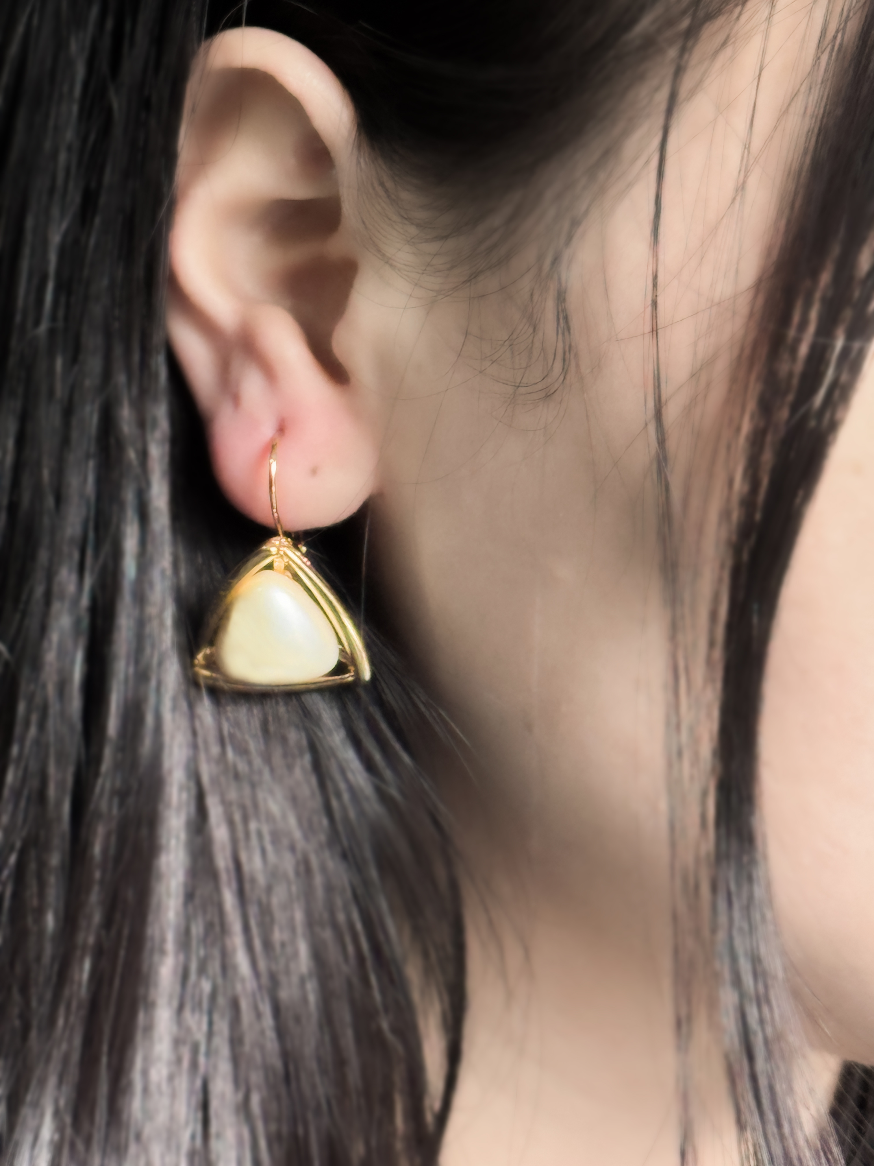 Elegant Triangle Pearl Earrings