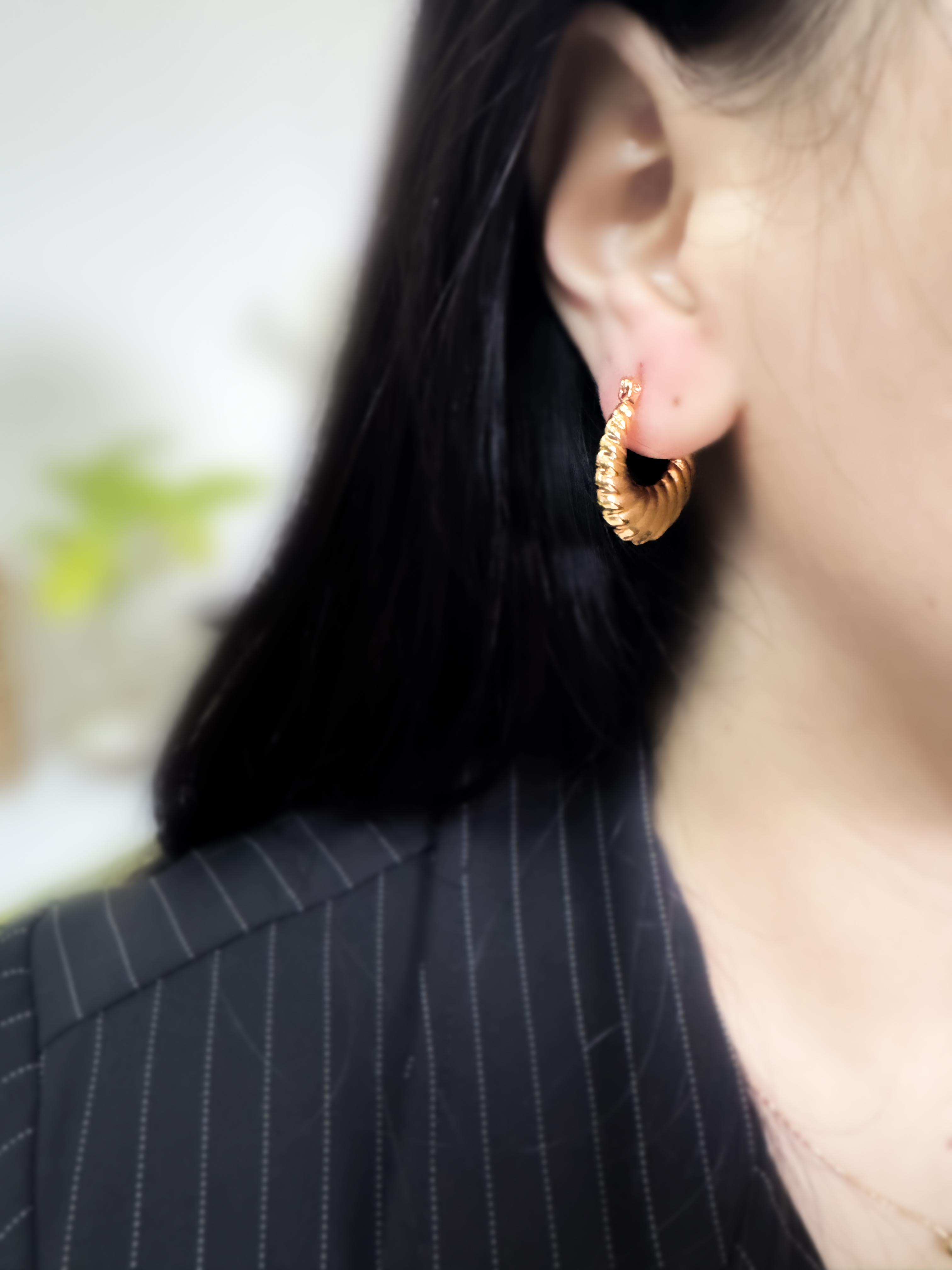 18k Gold Twist Hoop Earrings | anti-tarnish