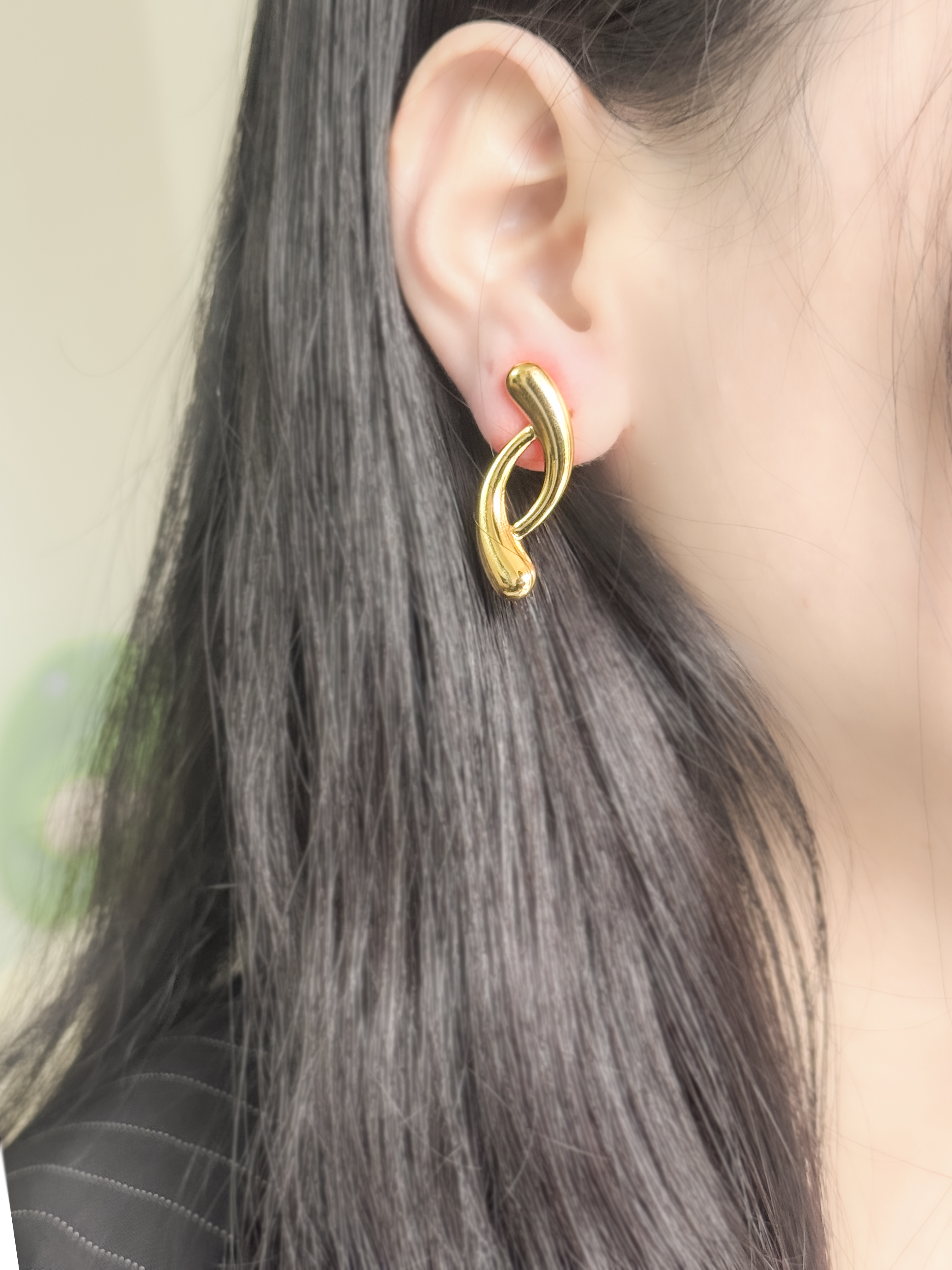 18k Gold Twisted Hoop Earrings | anti-tarnish