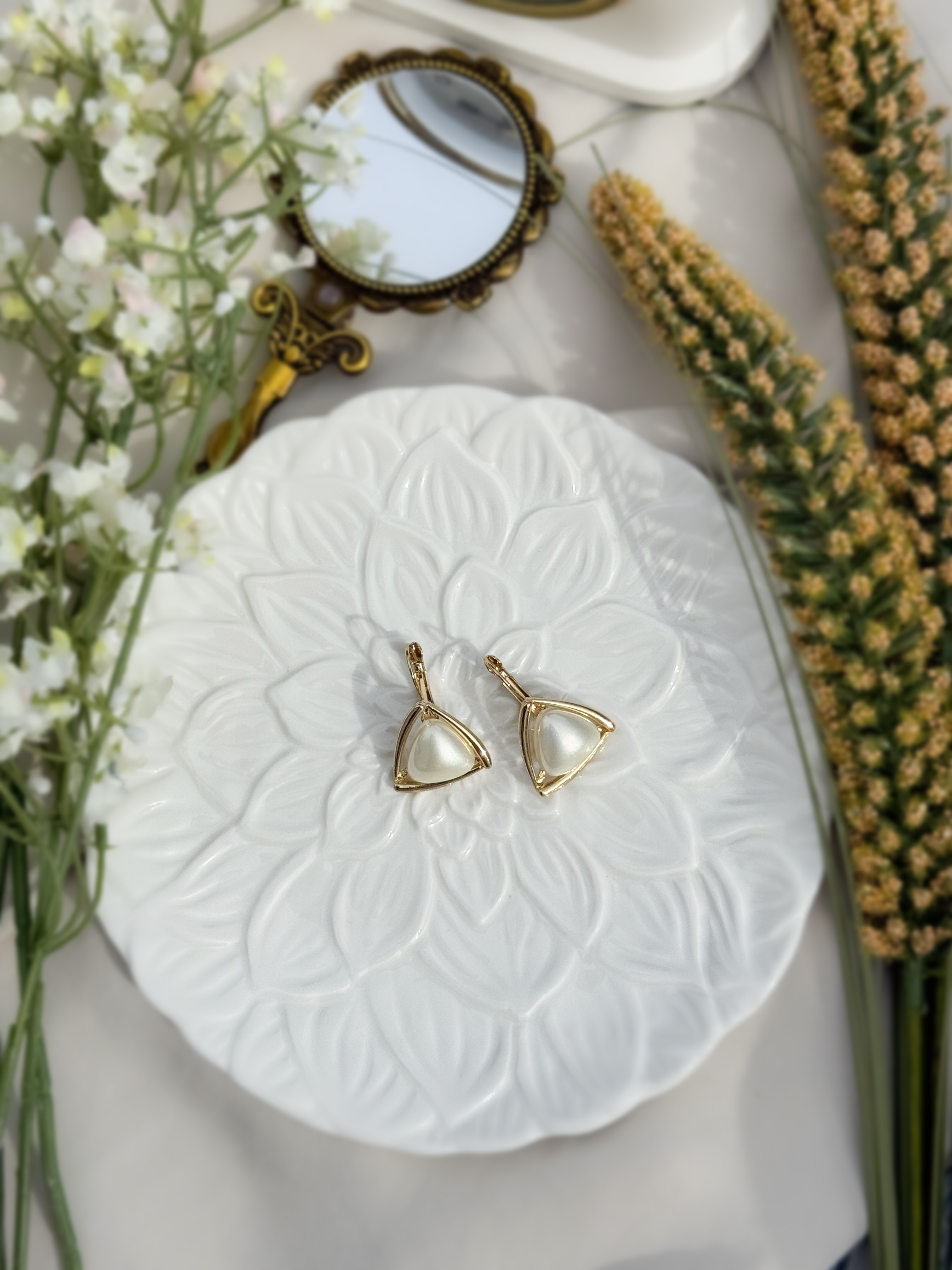 Elegant Triangle Pearl Earrings