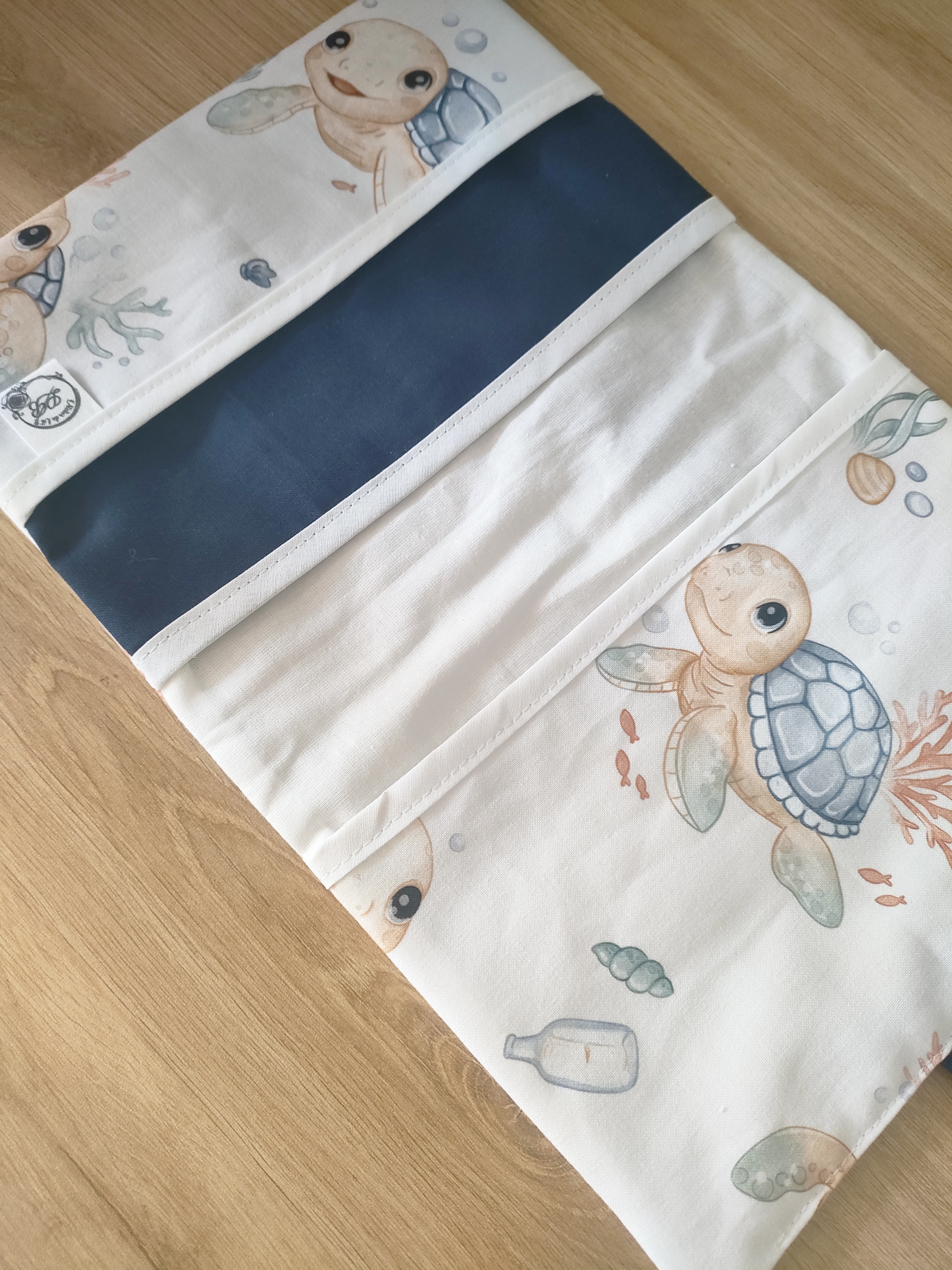 Protège carnet de santé tortue bleue