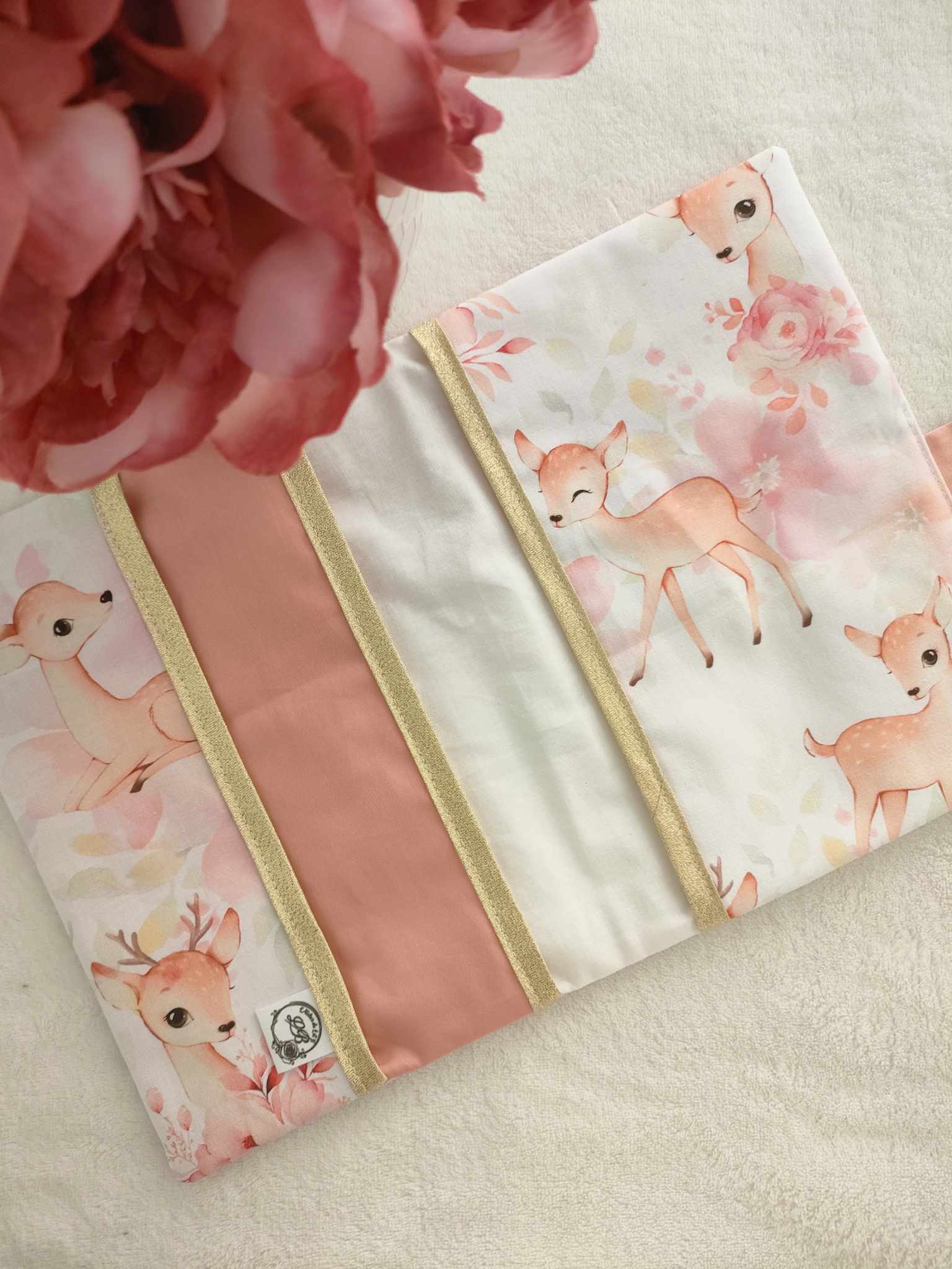 Protège carnet de santé biche