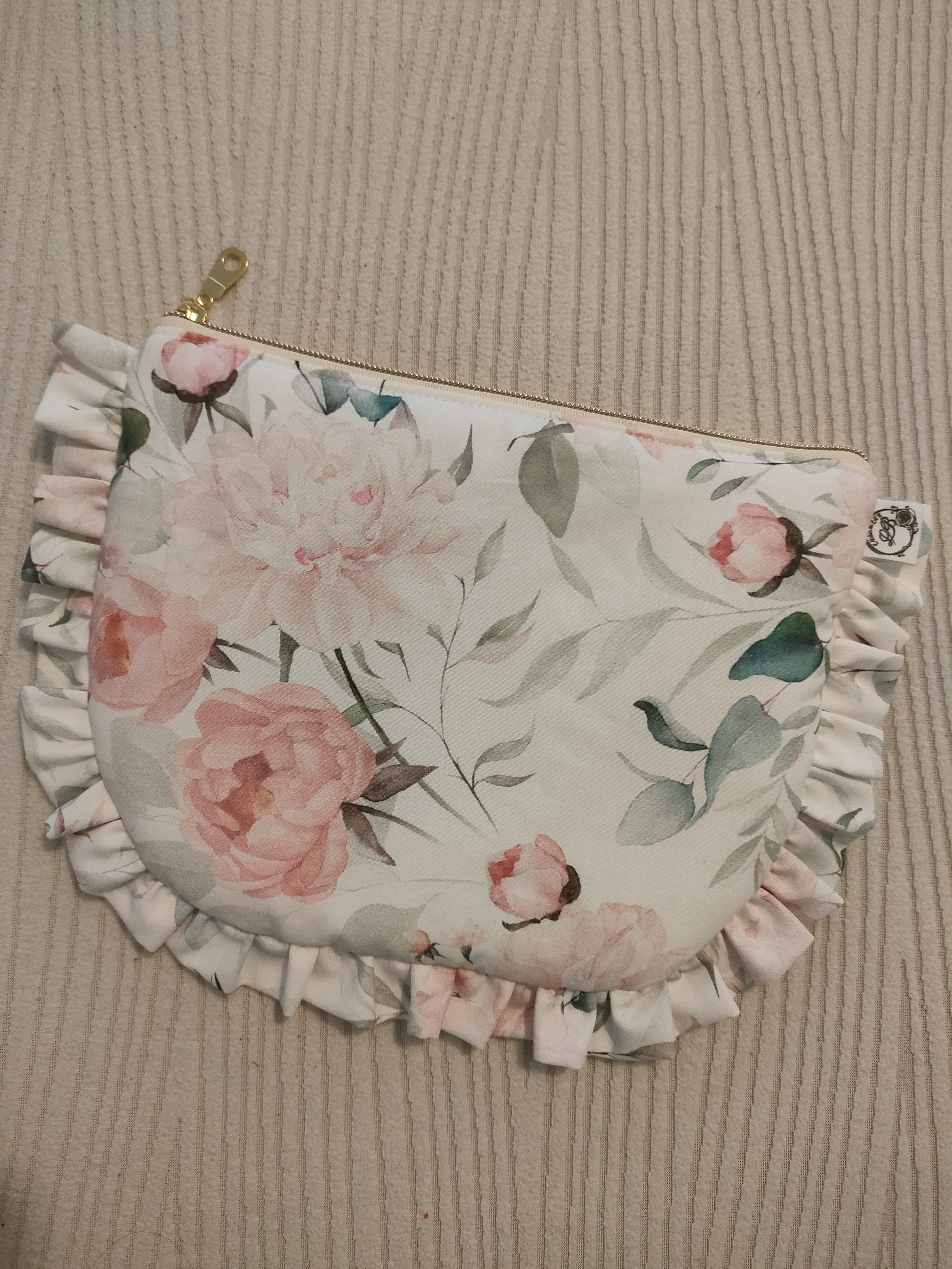 Pochette à volant Pivoine
