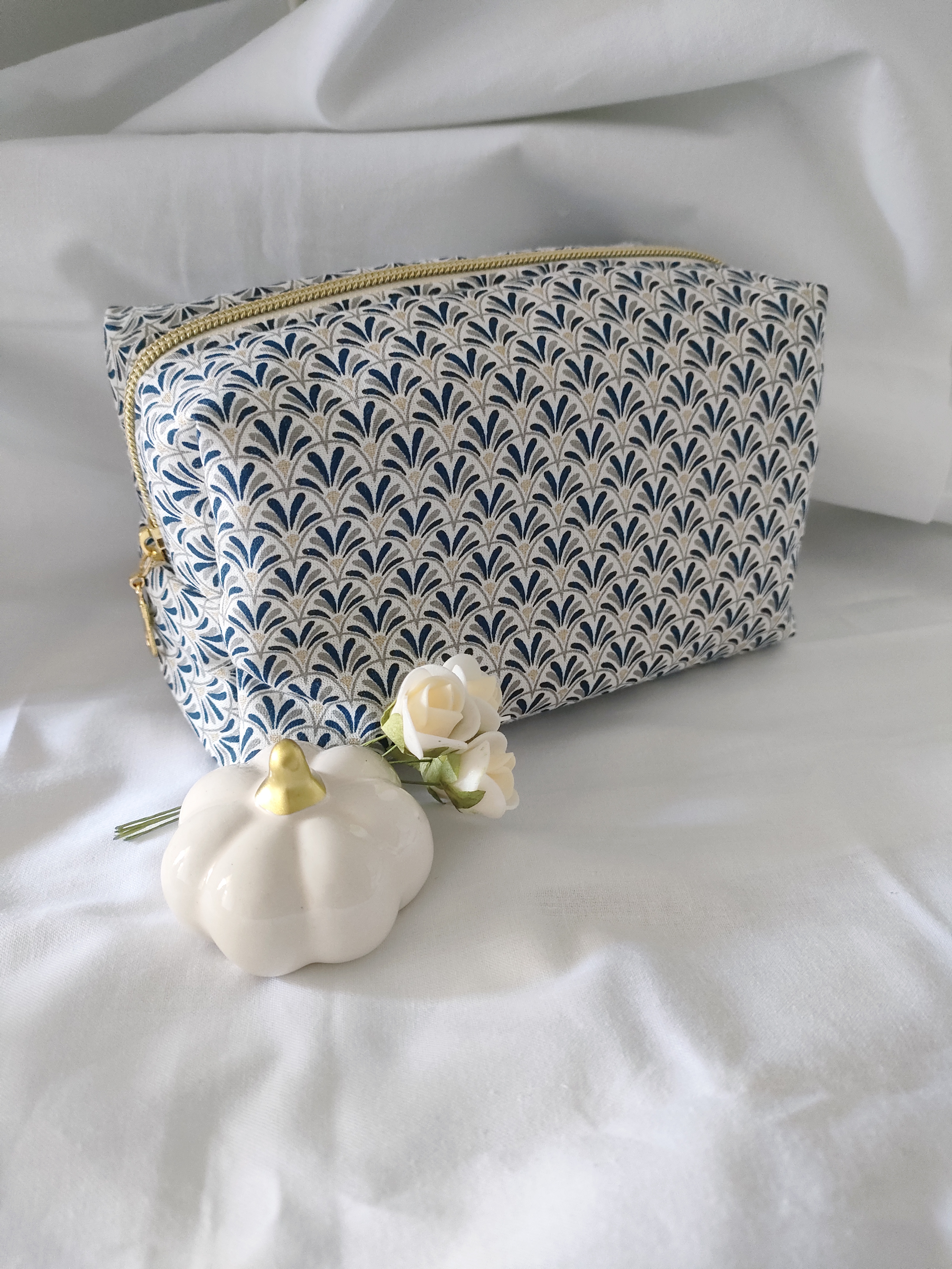 Trousse de toilette motifs japonais bleu