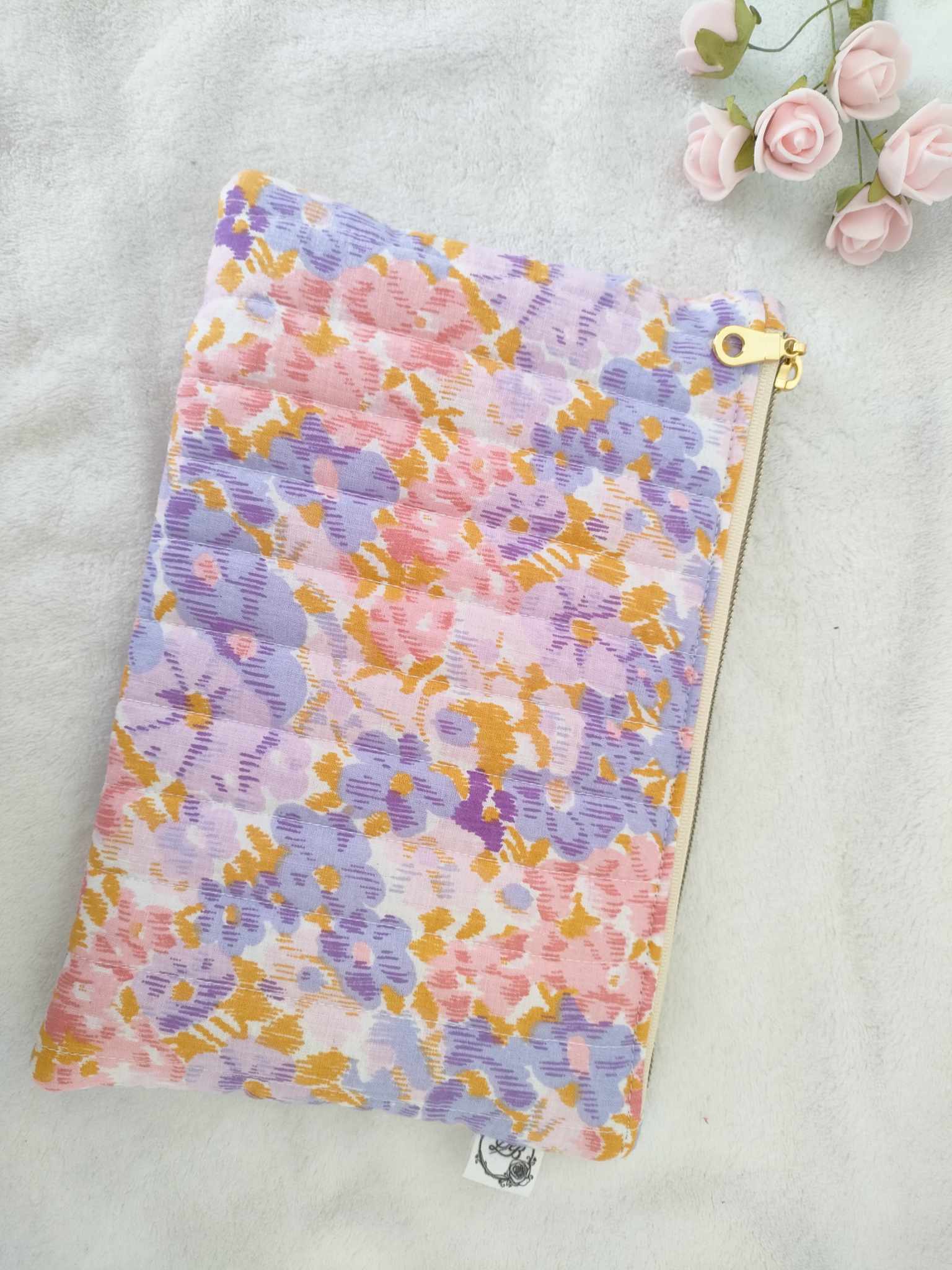 Pochette plate fleurie