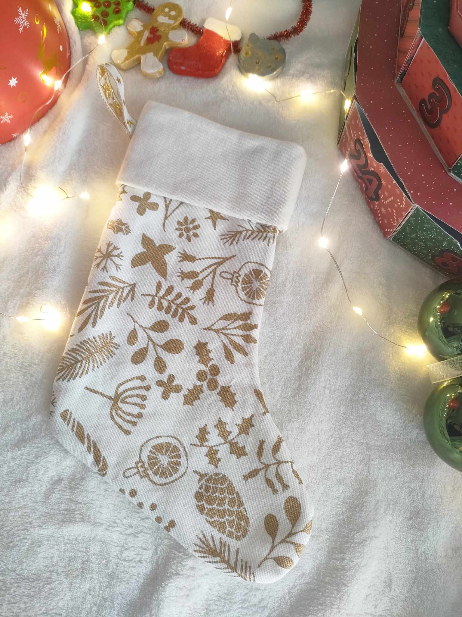 Chaussette de Noël feuilles or