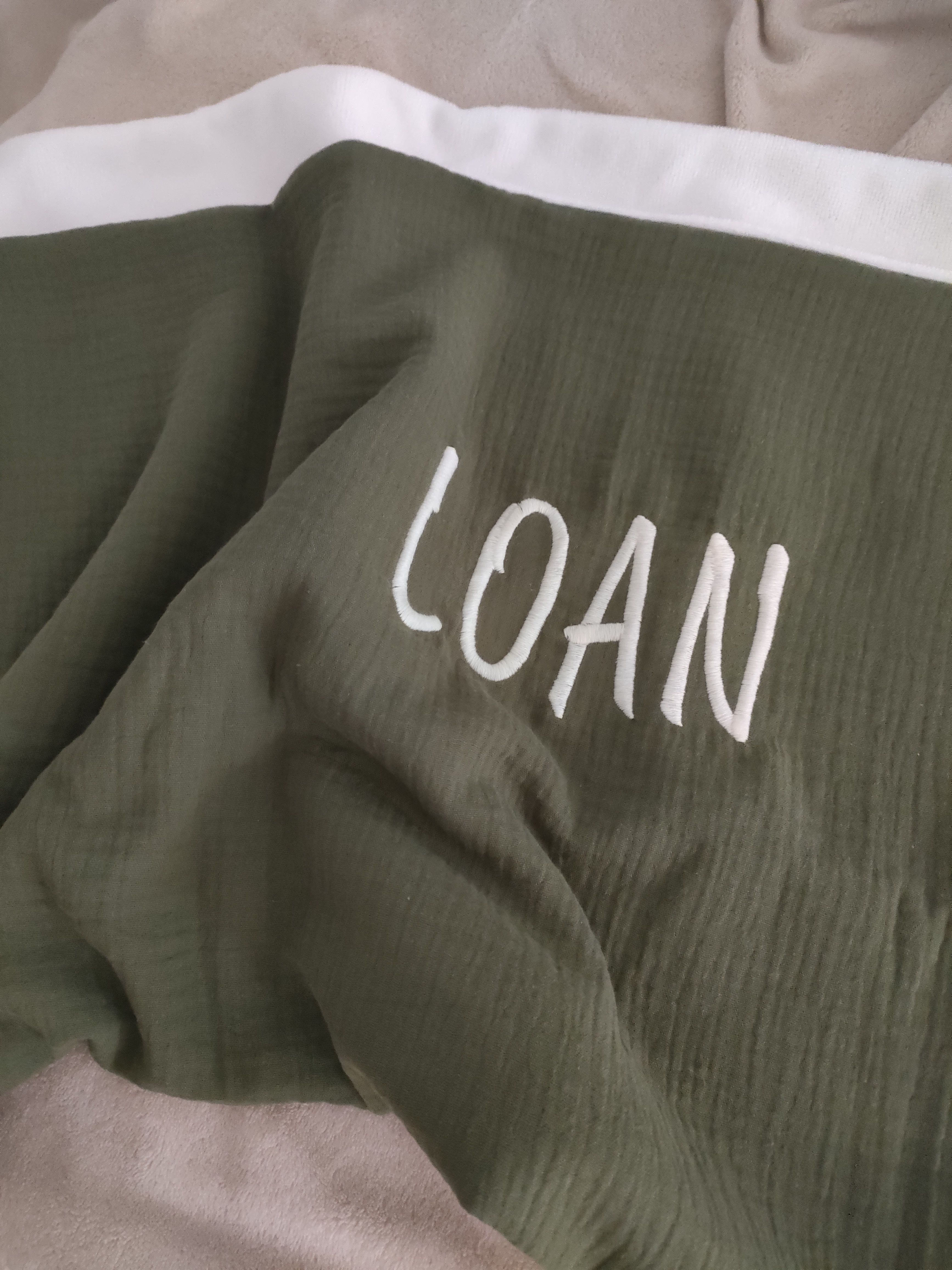 Couverture bébé kaki