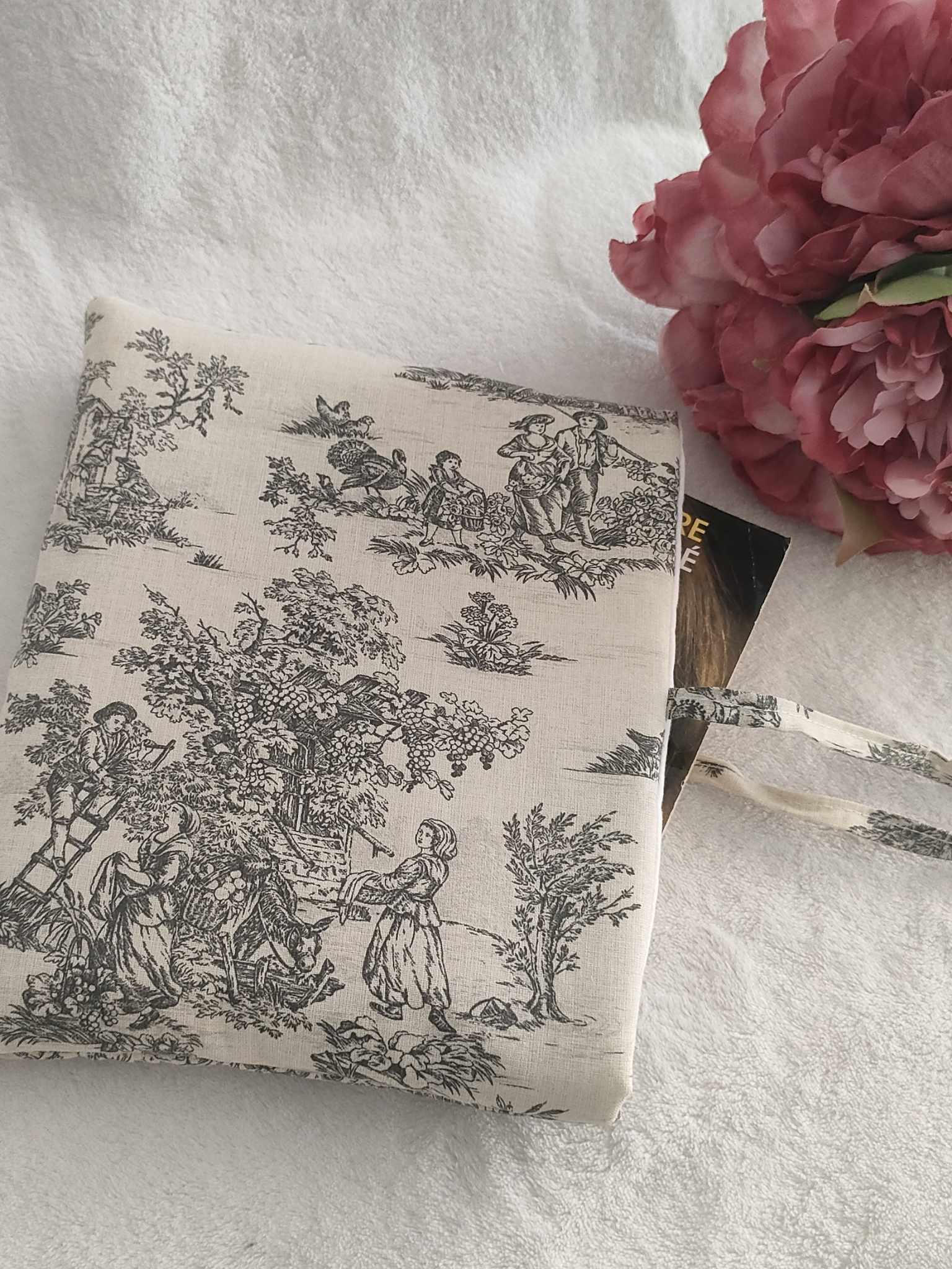 Protège livre de poche Toile de Jouy gris