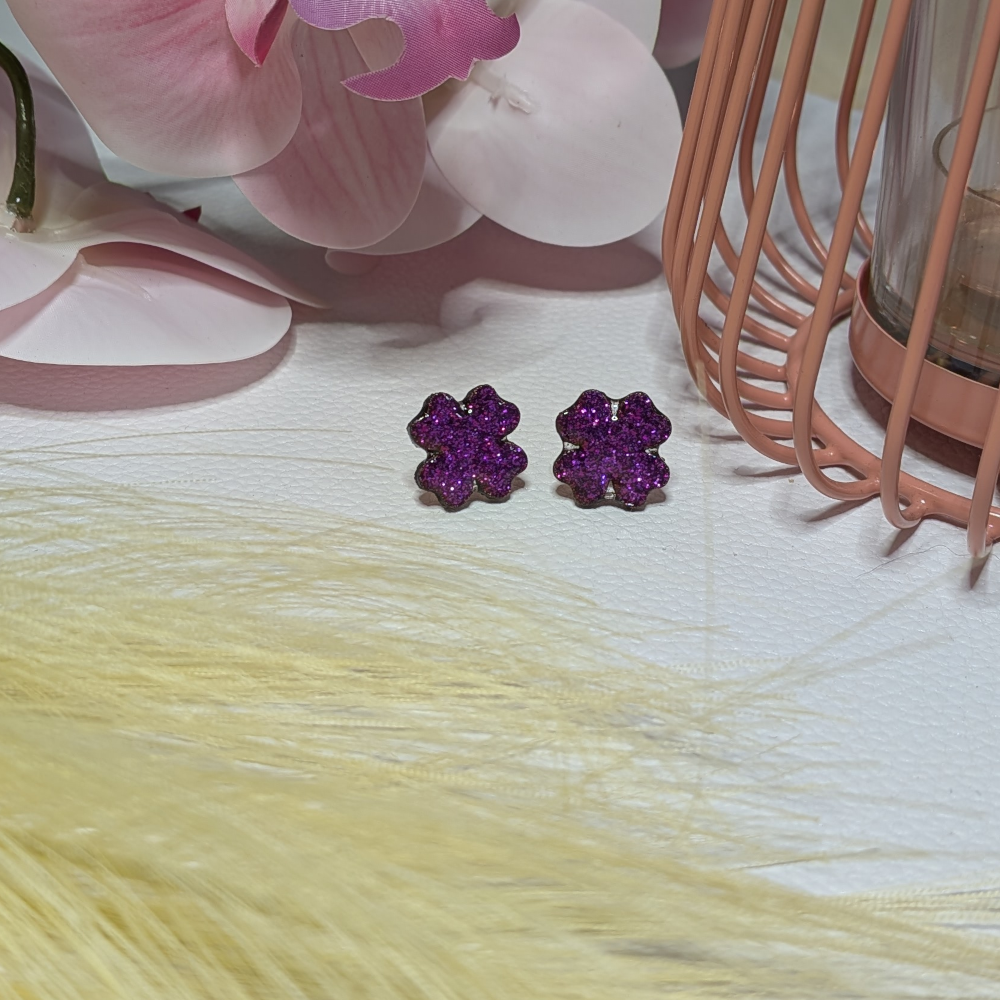 Korvakorut: Glittervioletti