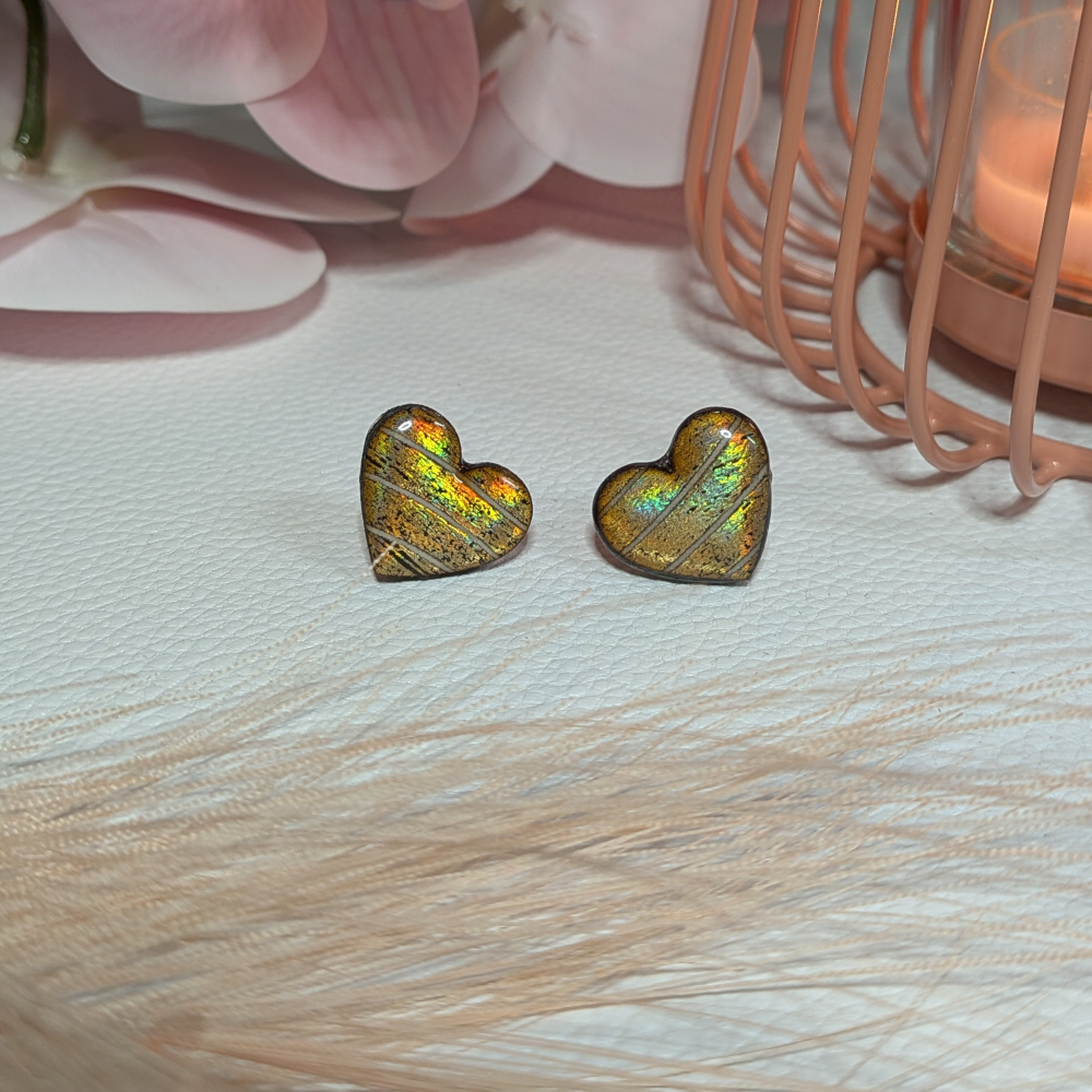 Abstrakti kulta nappikorvakorut