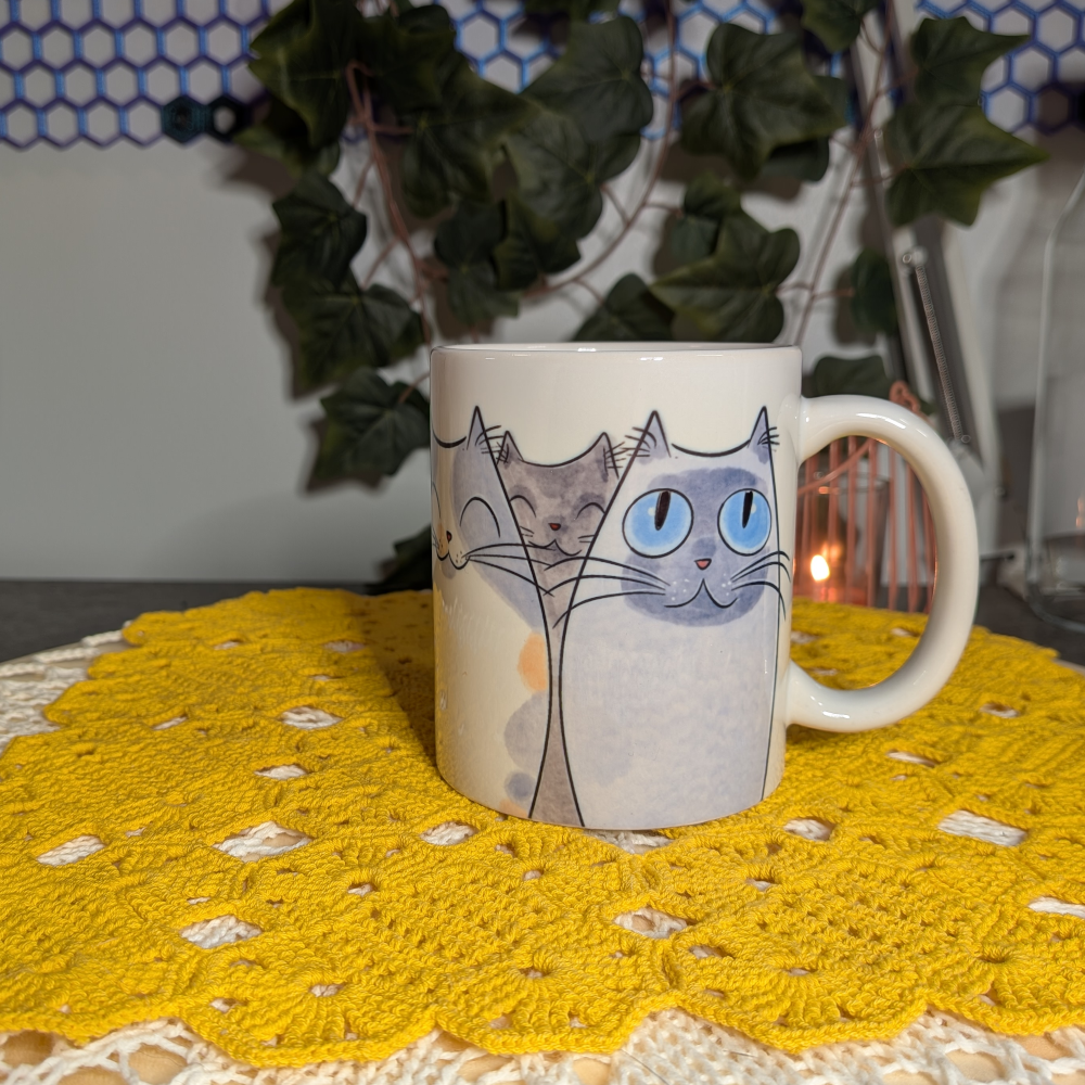 Kissat rivissä - muki