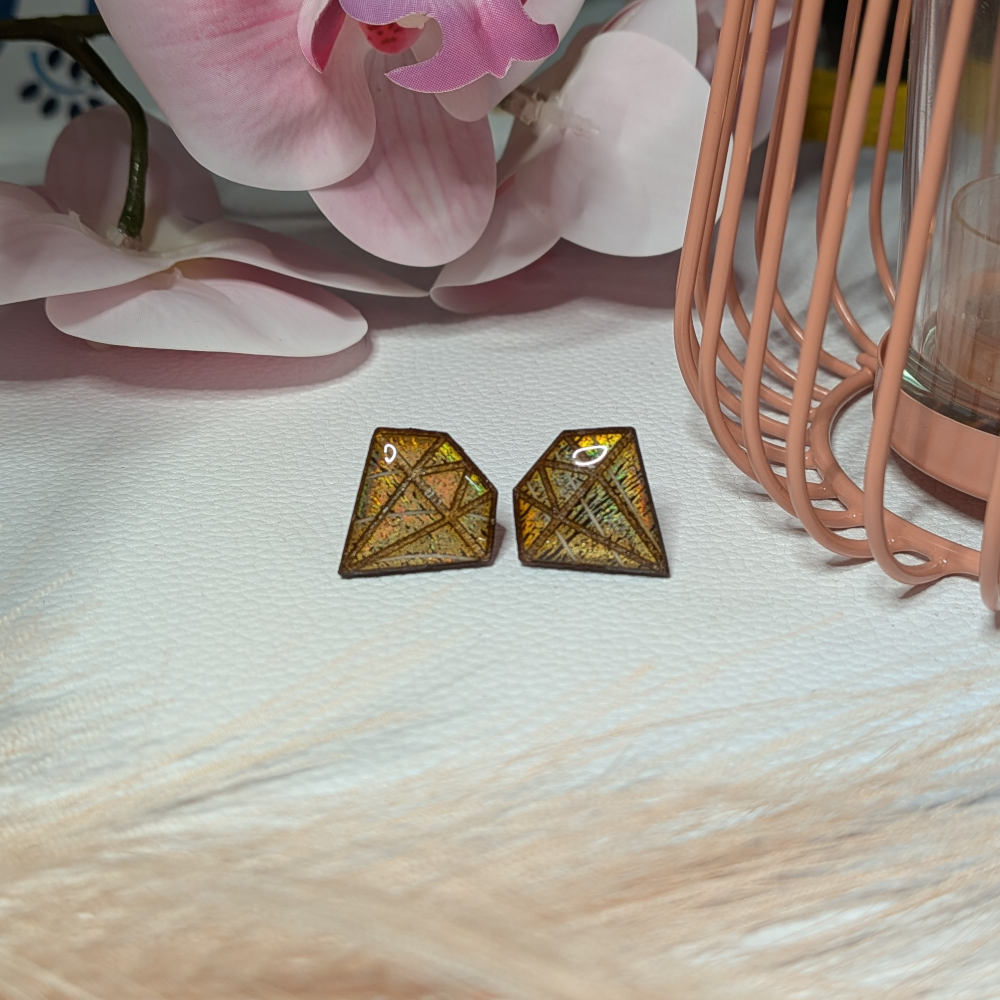 Abstrakti kulta nappikorvakorut