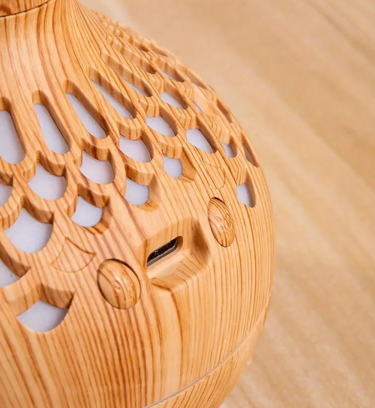 Wooden Flower-Shaped Ultrasonic Humidifier with Colorful LED Light | USB Powered