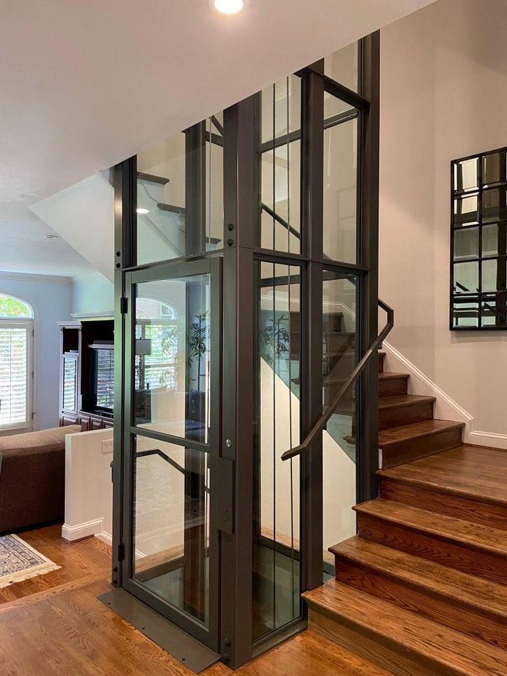 Hydraulic Elevator