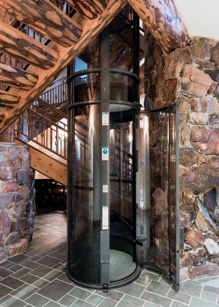 Vacuum Elevator