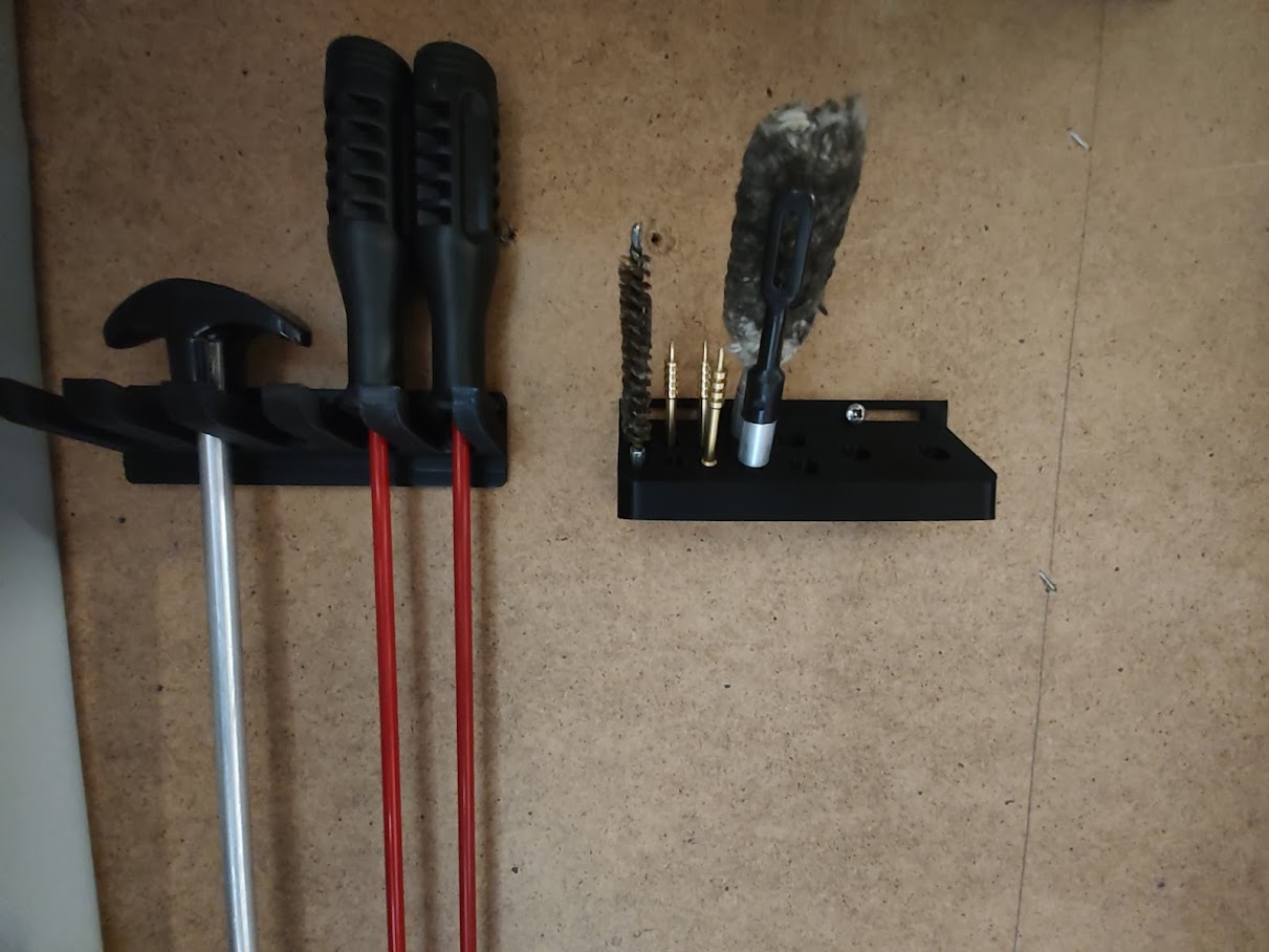 Cleaning Kit Wall Mount