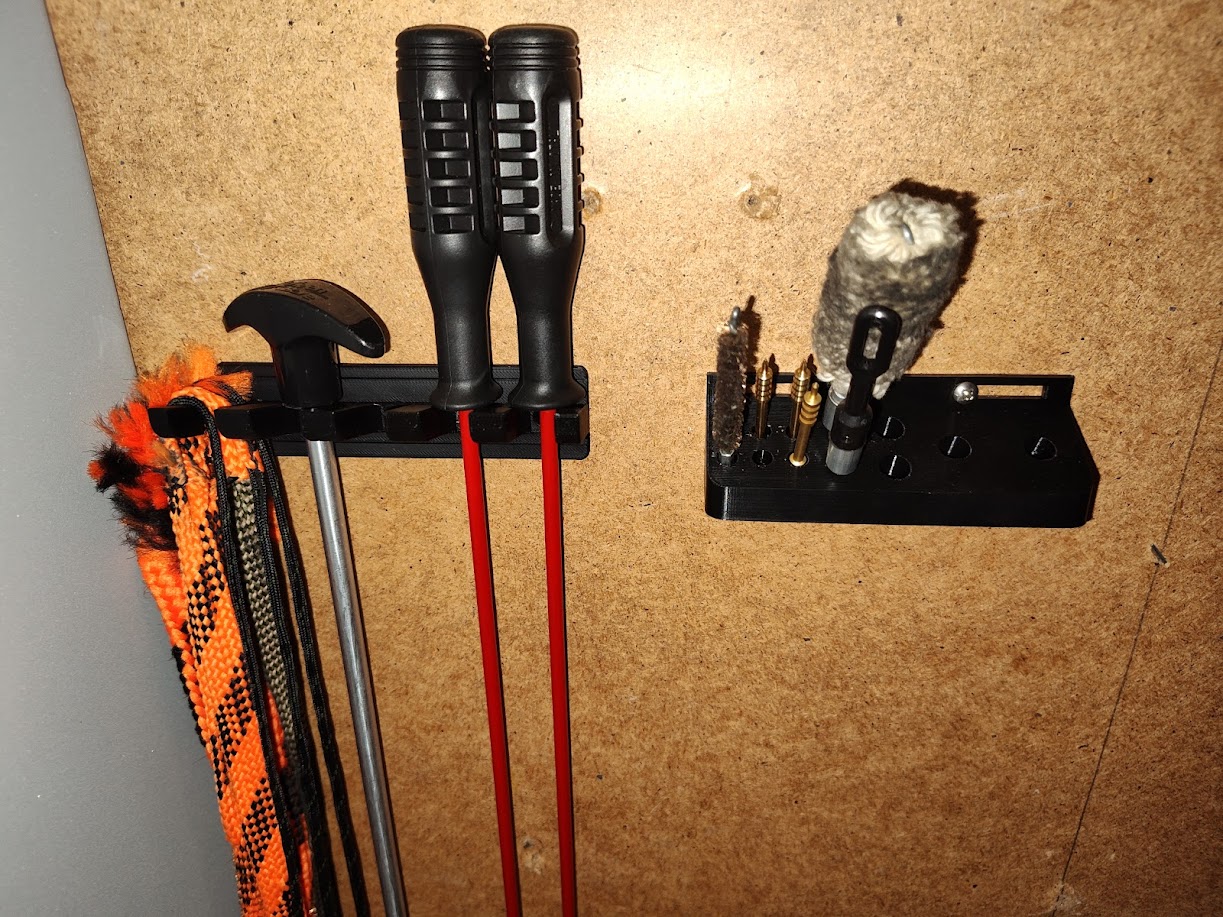 Cleaning Kit Wall Mount