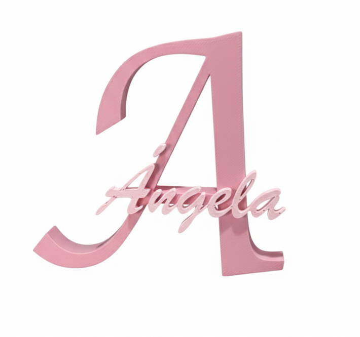 Inicial personalizada con nombre. Estilo clásico.