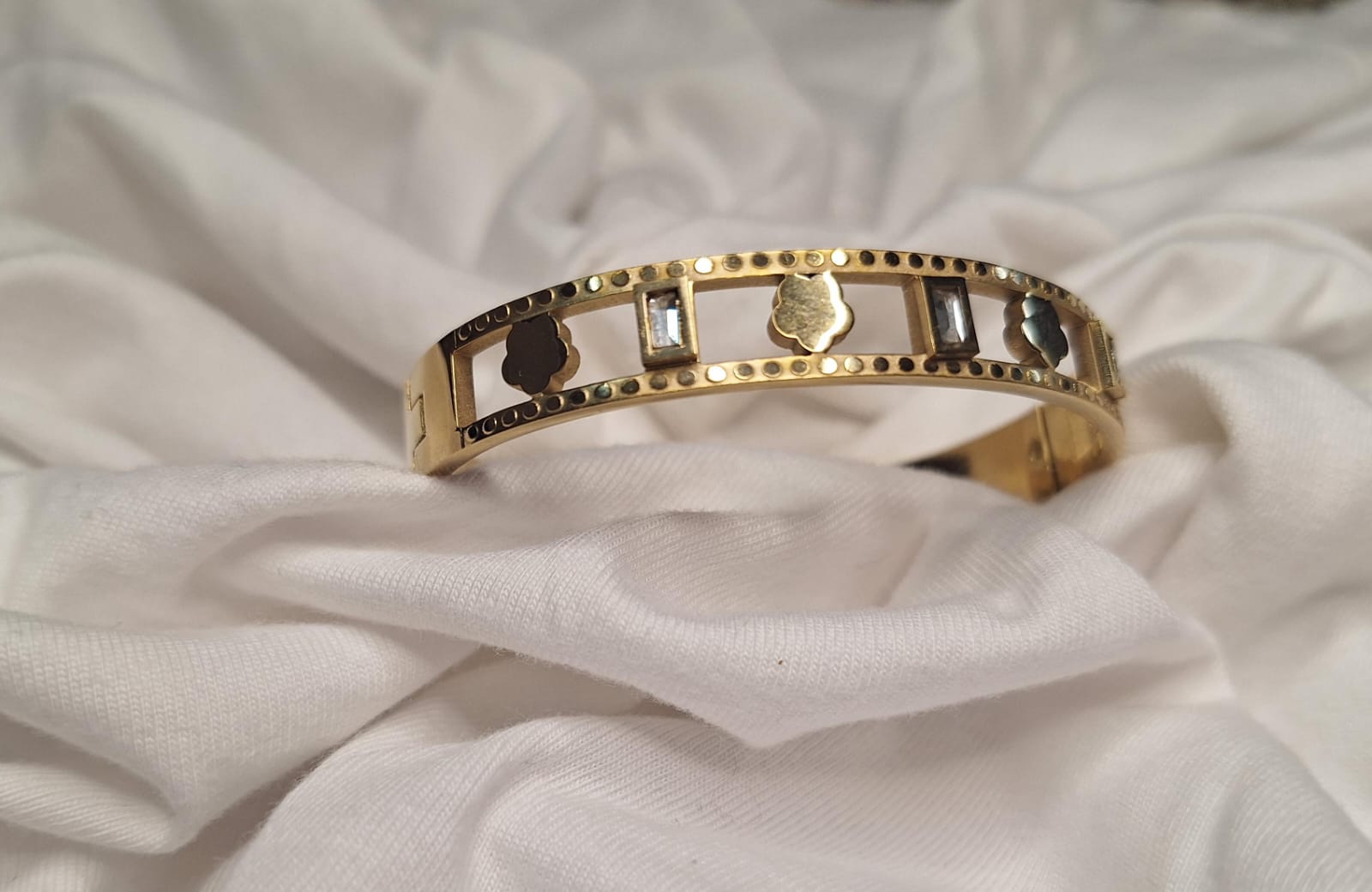 Gold Openwork Bracelet Anti tarnish (adjustable bracelet) BK-01