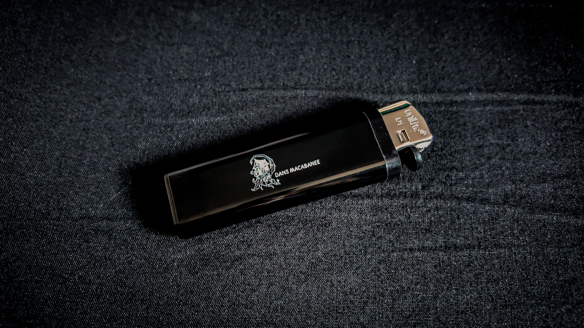 Briquet 'Dans Macabanee'