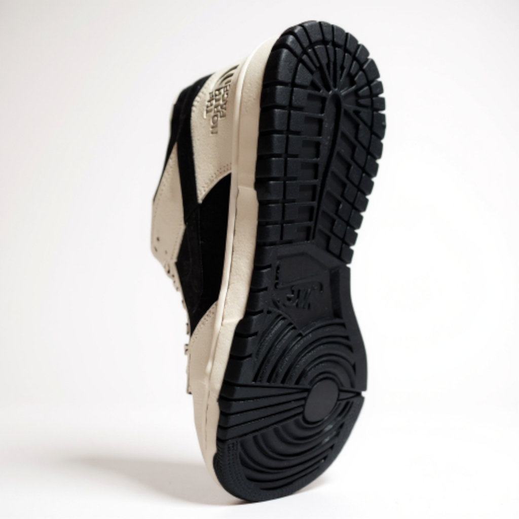 Nike SB Dunk c/ North Face