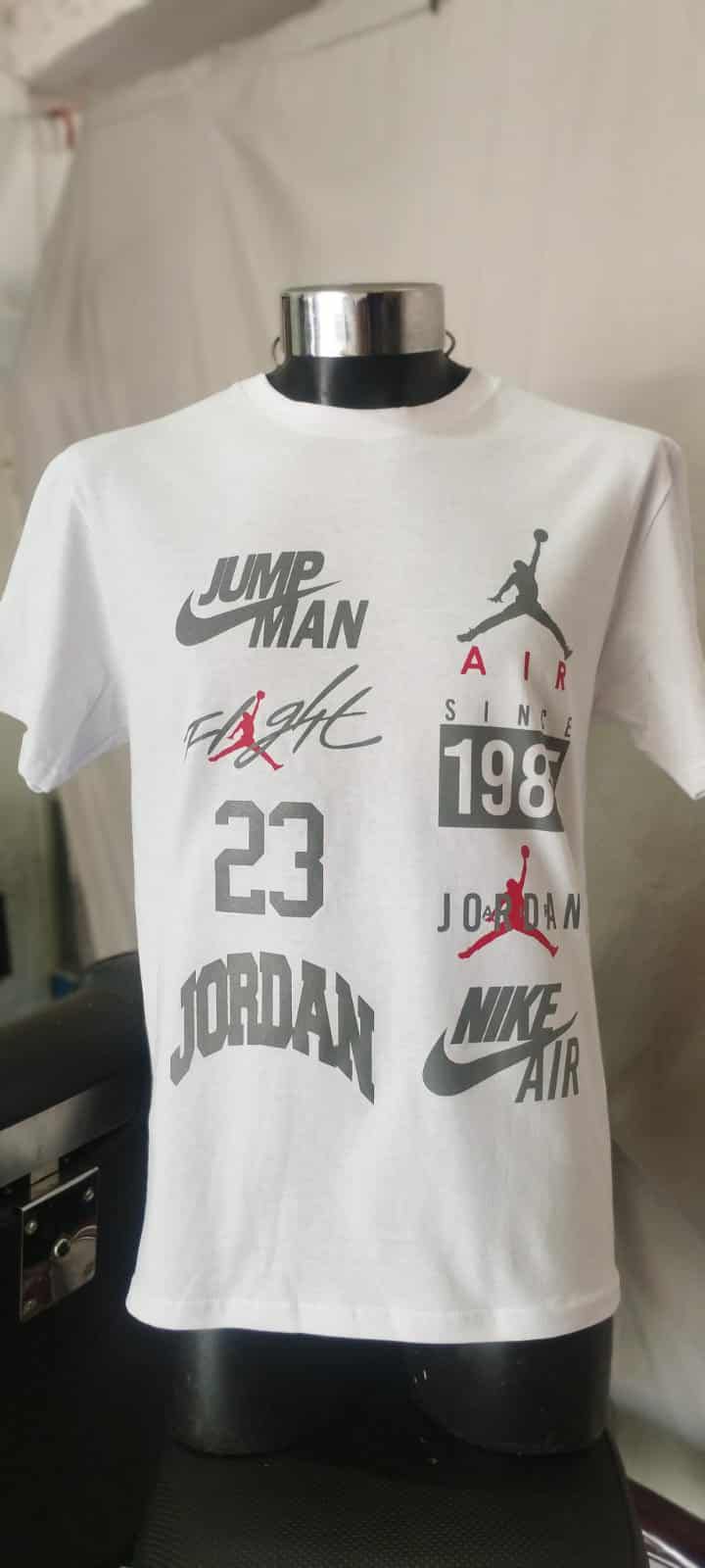 Camiseta Jordan blanca