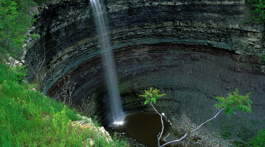 📜 The Devil’s Punchbowl Massacre in Natchez, Mississippi