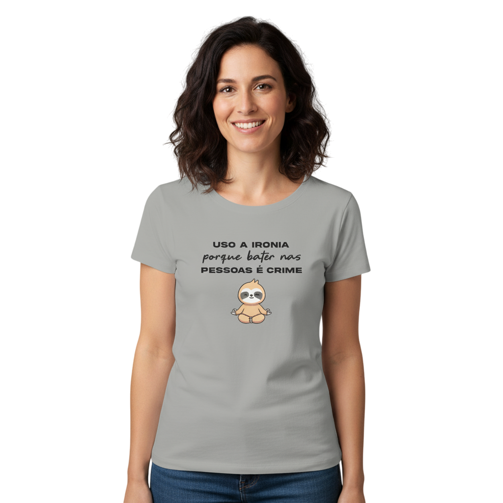 T-shirt uso a ironia porque bater nas pessoas é crime